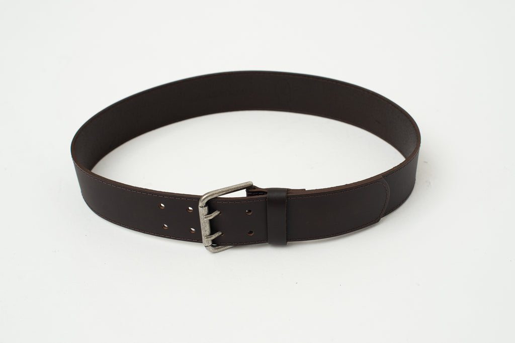 Bruine riem met dubbele sluiting