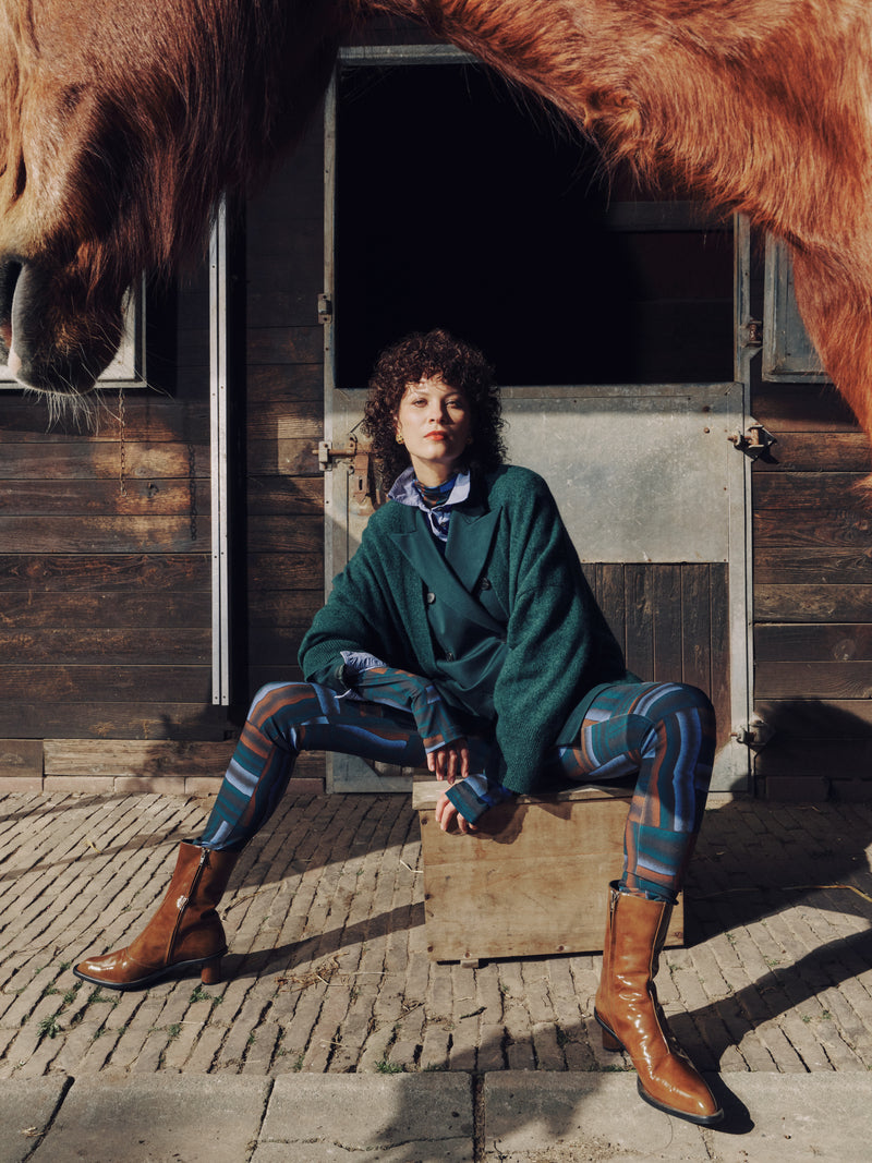 Etienne legging in deepsea blue wovens