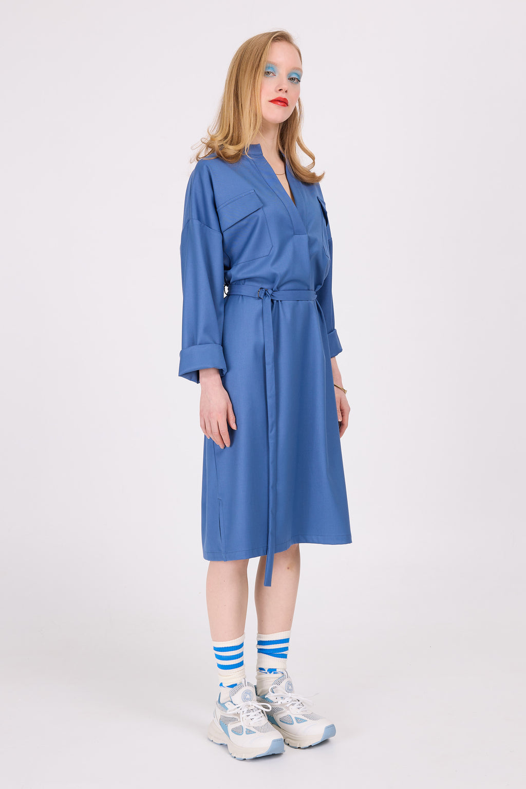Esmeralda stahlblaues Kleid