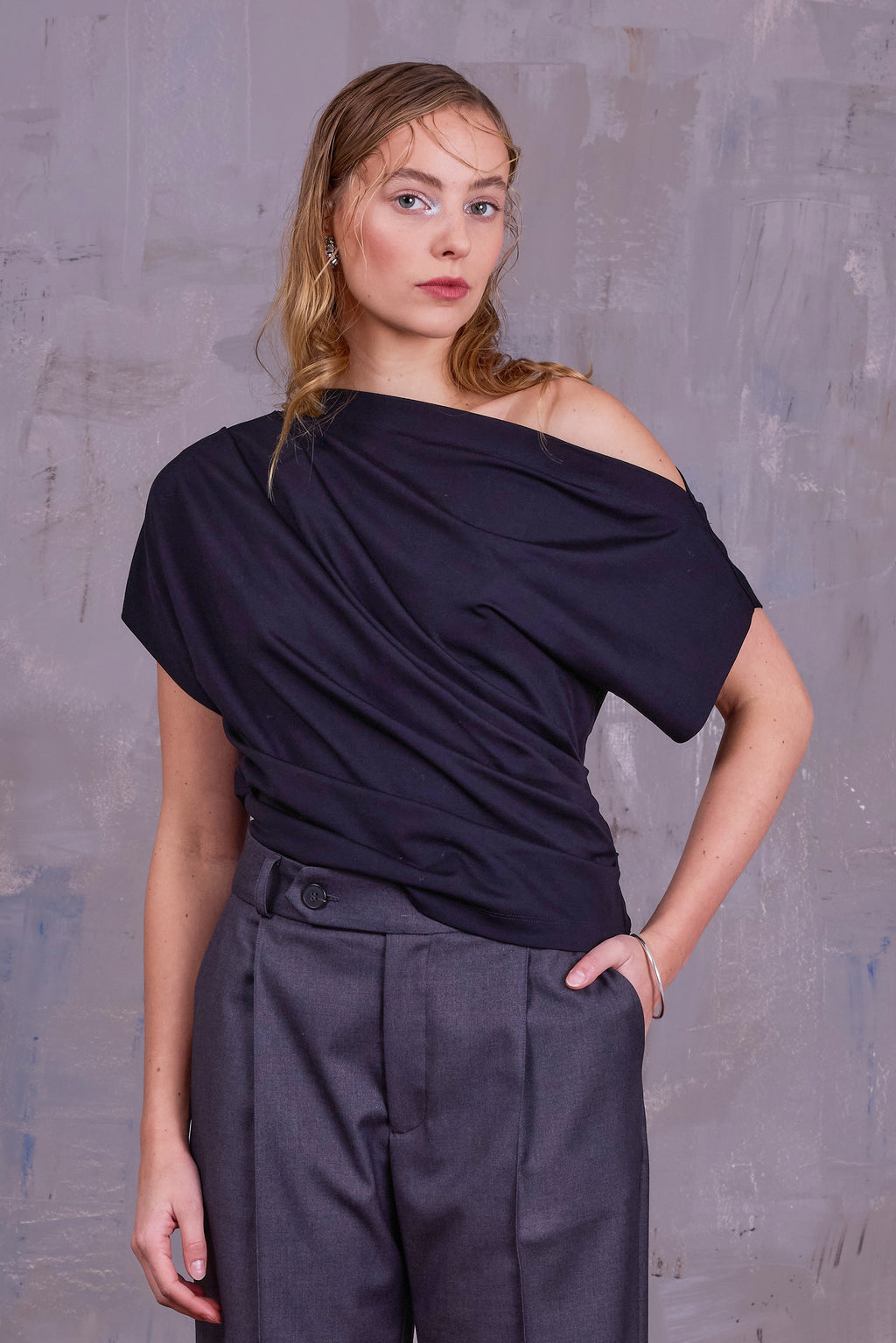 Gaby top in black