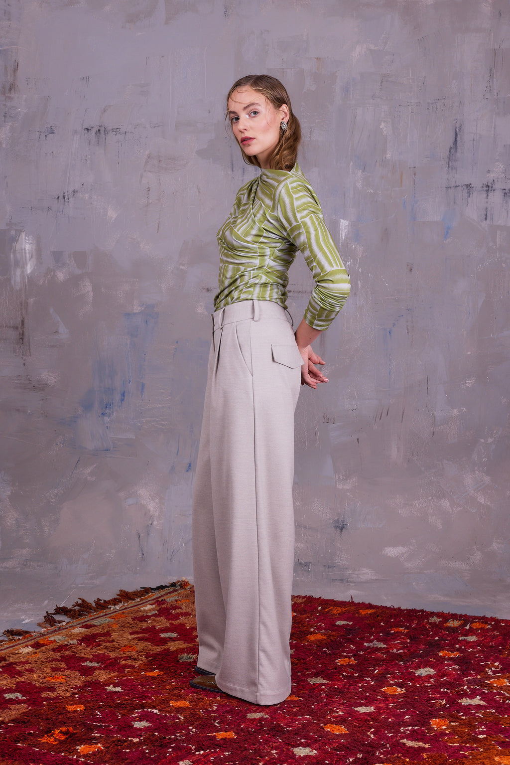 Anna T-shirt in lemon grass wovens