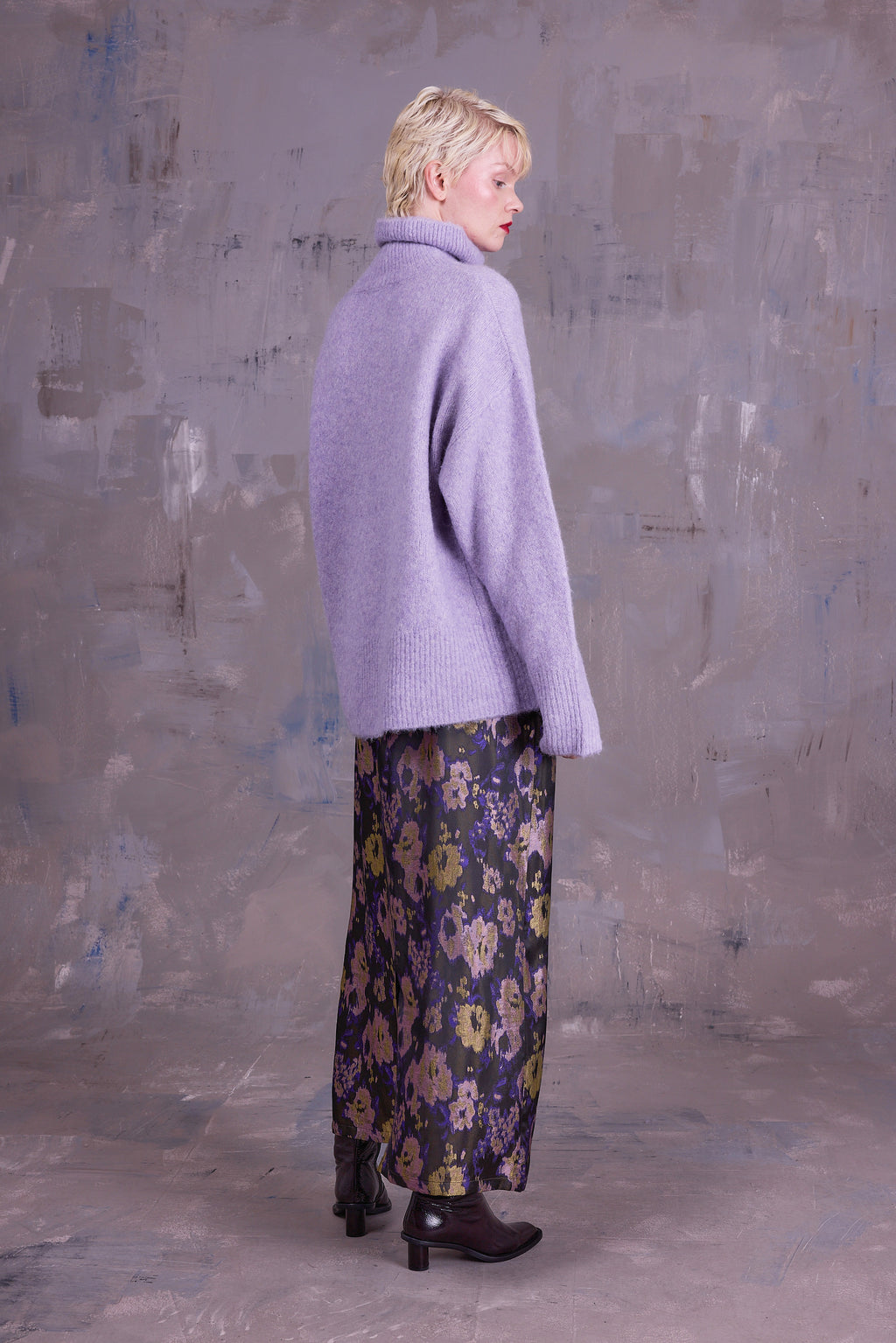 Geertrui knitted sweater in lilac