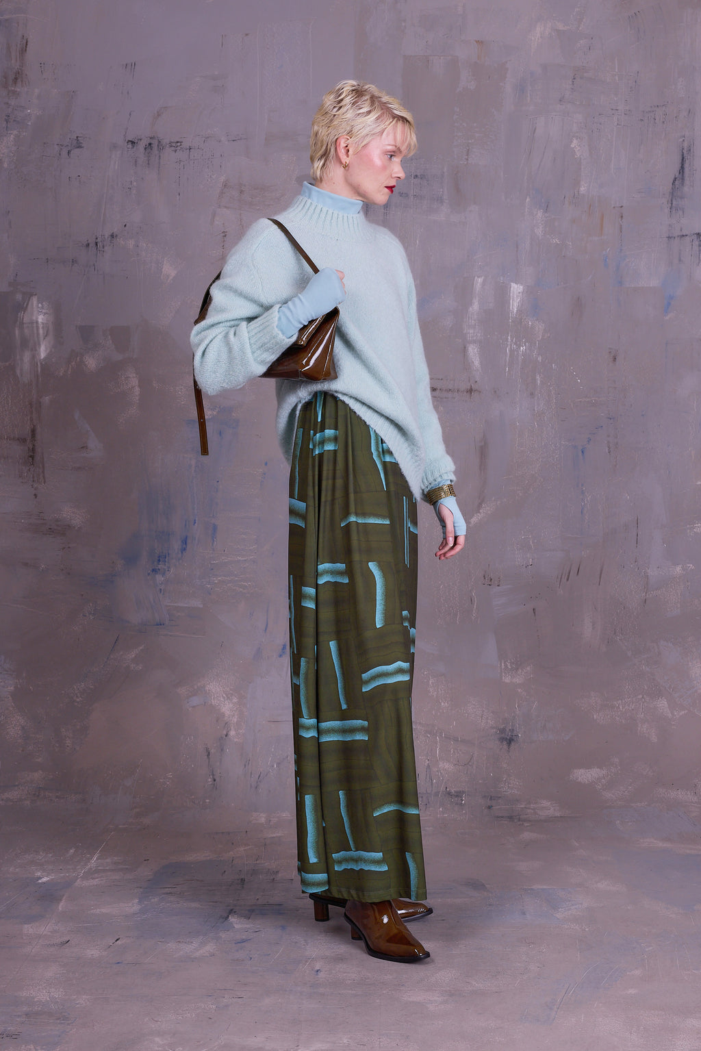 Glasgow knitted sweater in light aqua