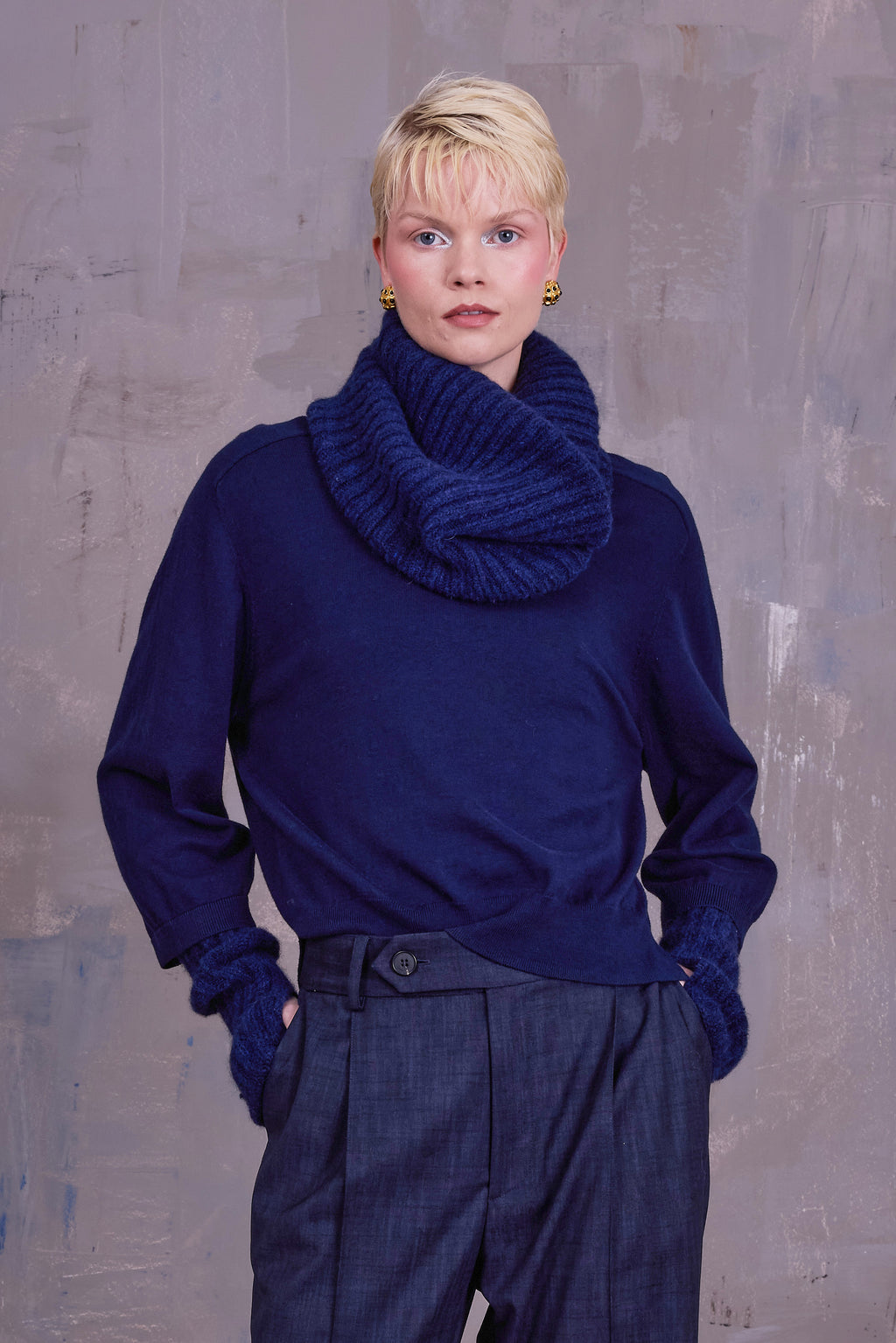 Oirlo trui in dark navy