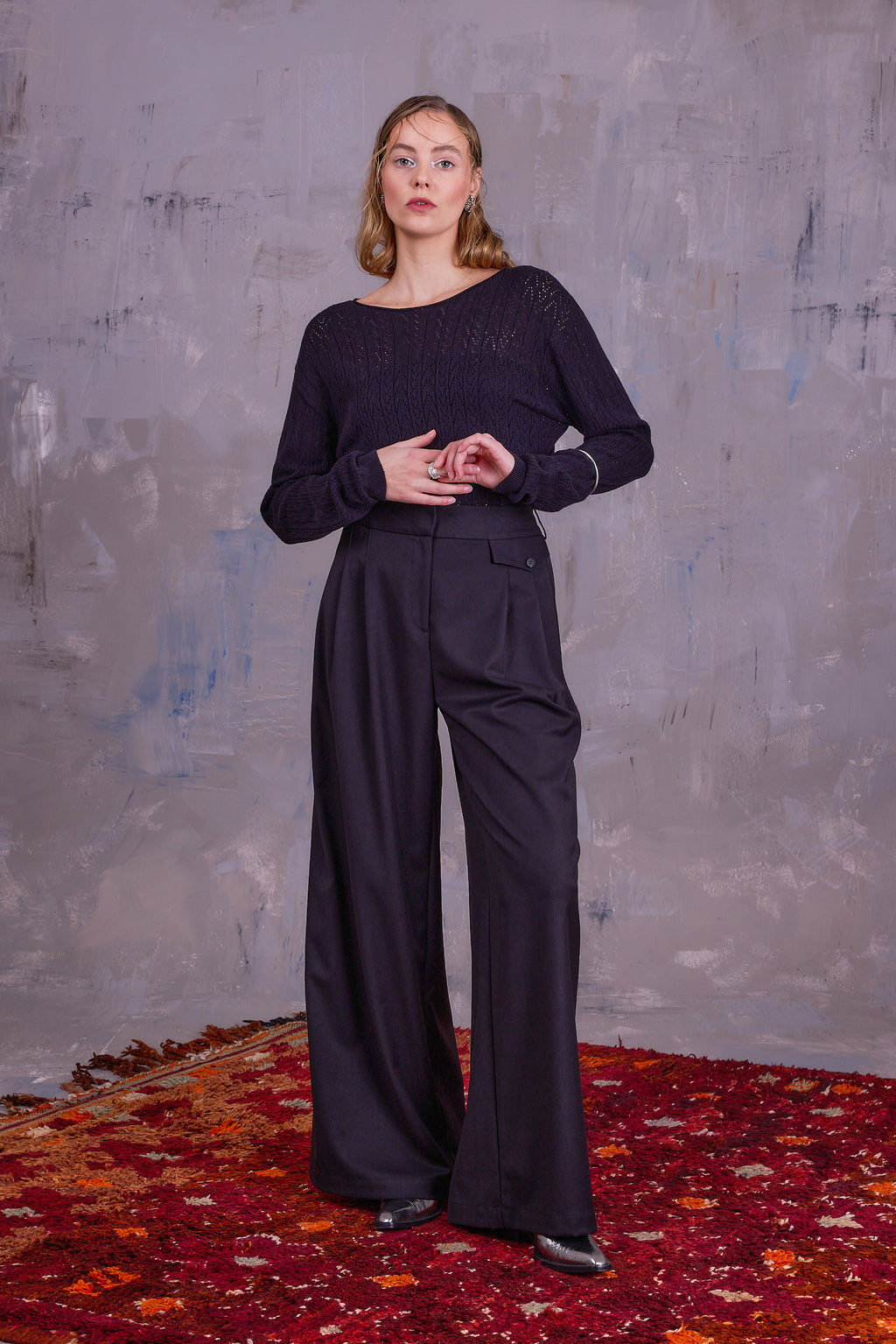 Gala black knitted sweater