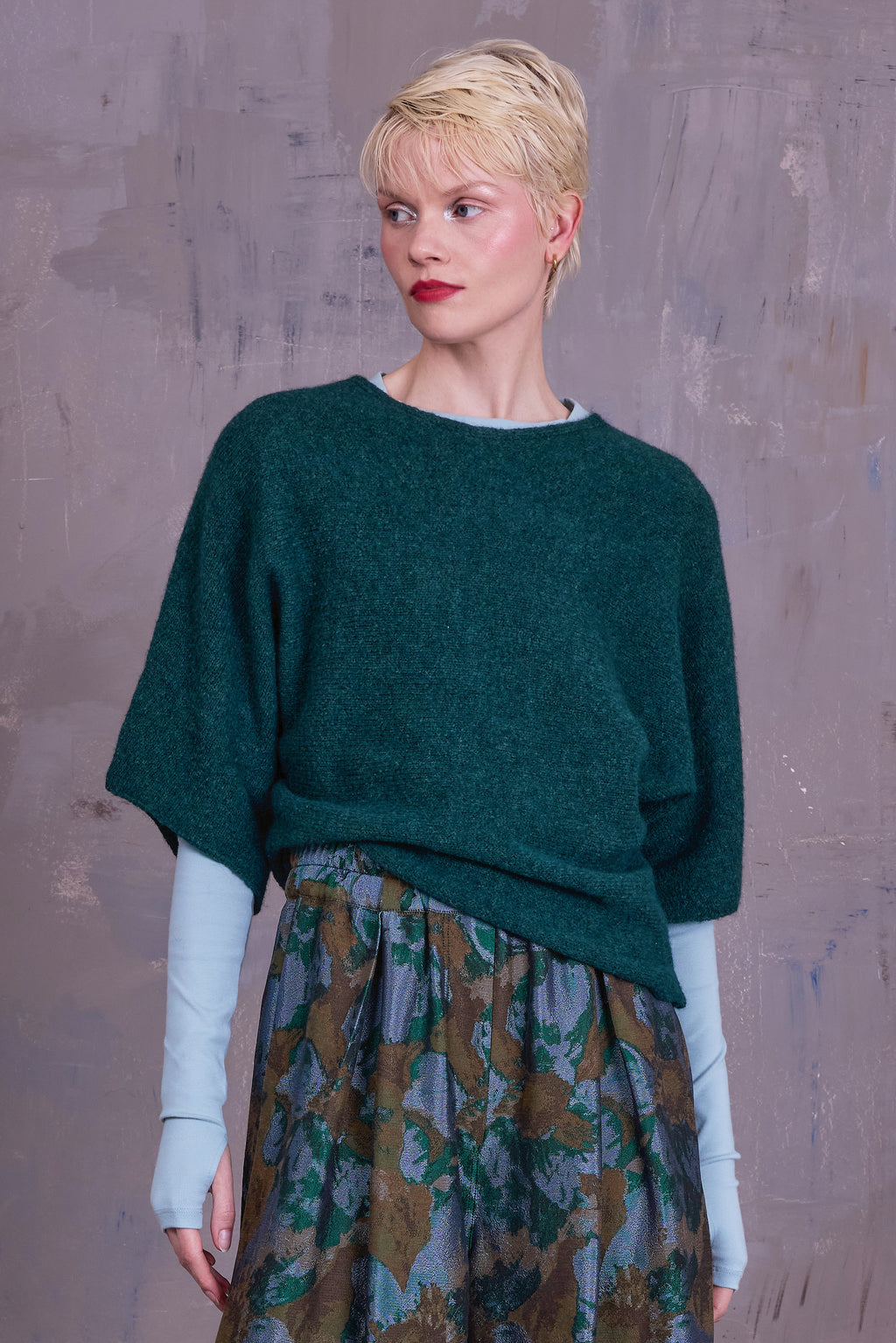 Abeno top in forest