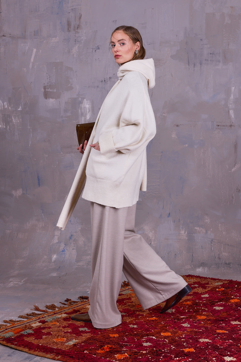 Gerlynn ecru scarf with hood