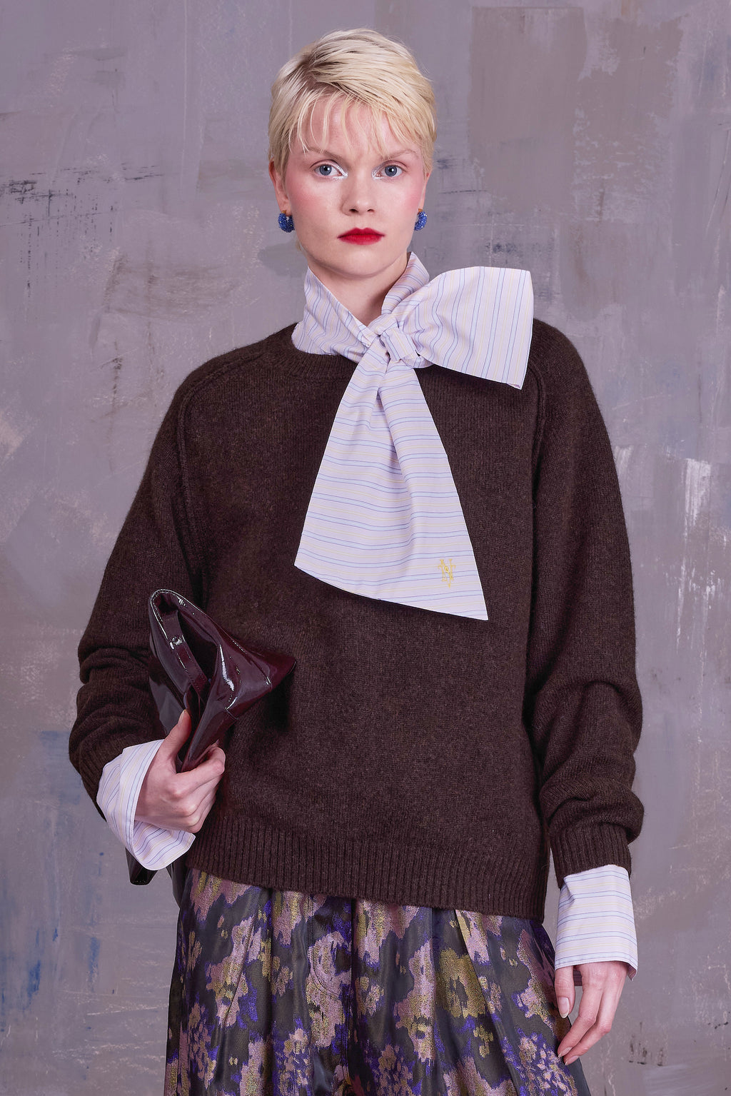 Ginger knitted sweater in dark coffee