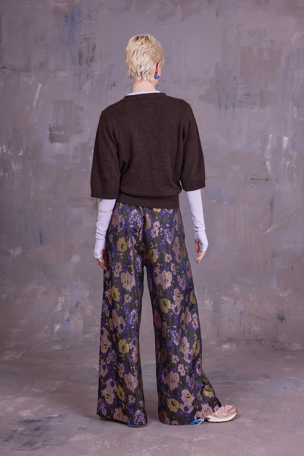 Giske knitted sweater in dark coffee