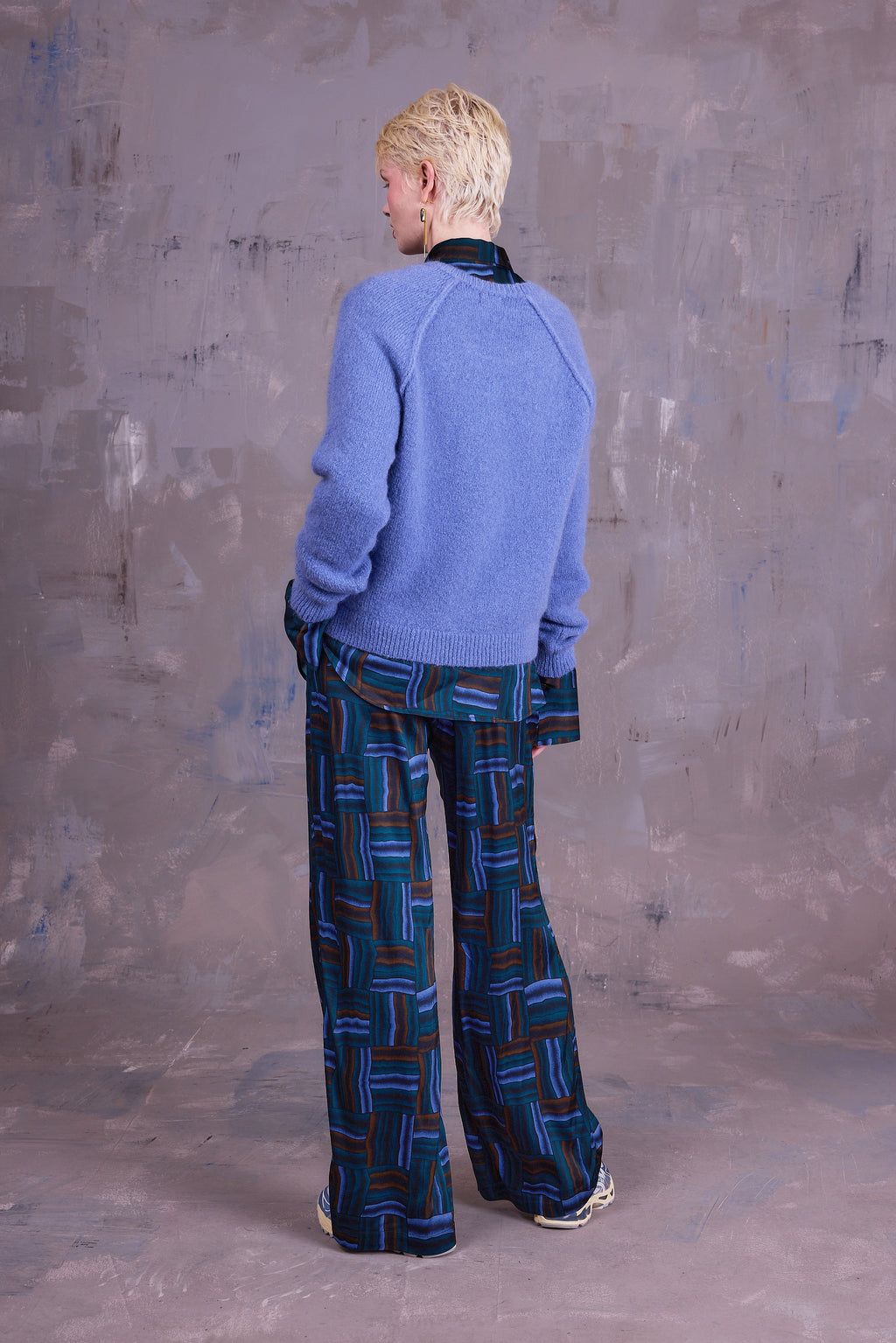 Gijsbrecht broek in satijnen deepsea blue Wovens