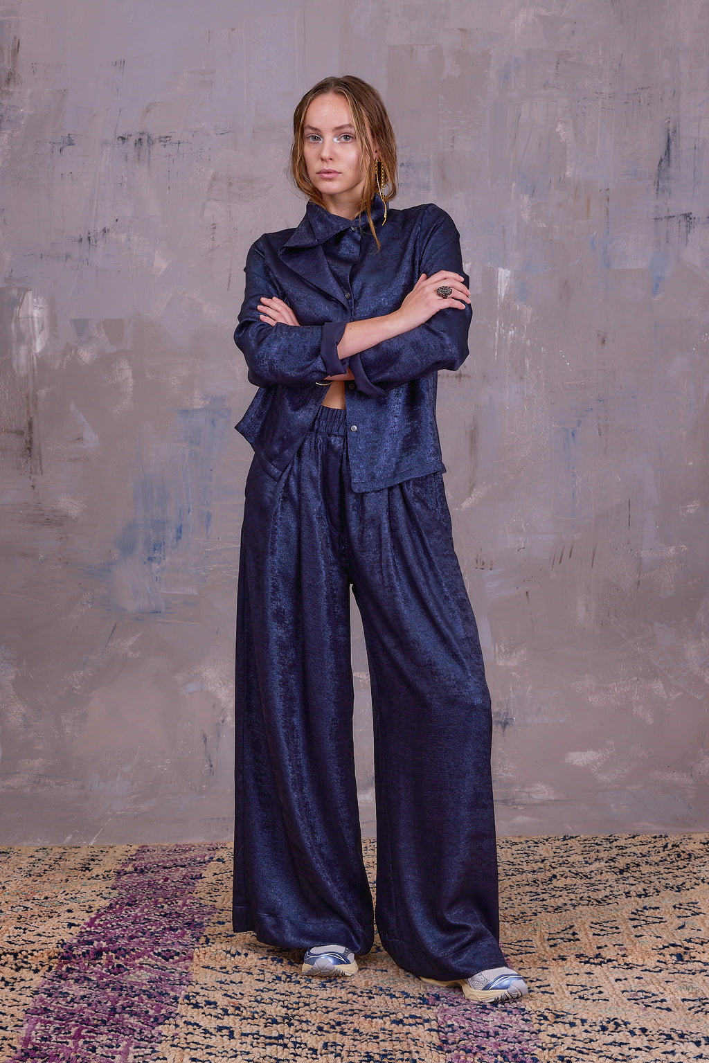 Freddy trousers in shiny sapphire
