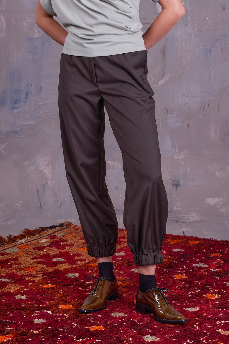 Fina trousers in black olive
