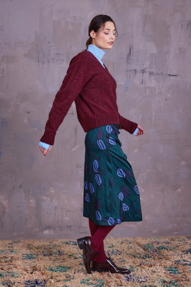 Greta rok in burgundy blue lips