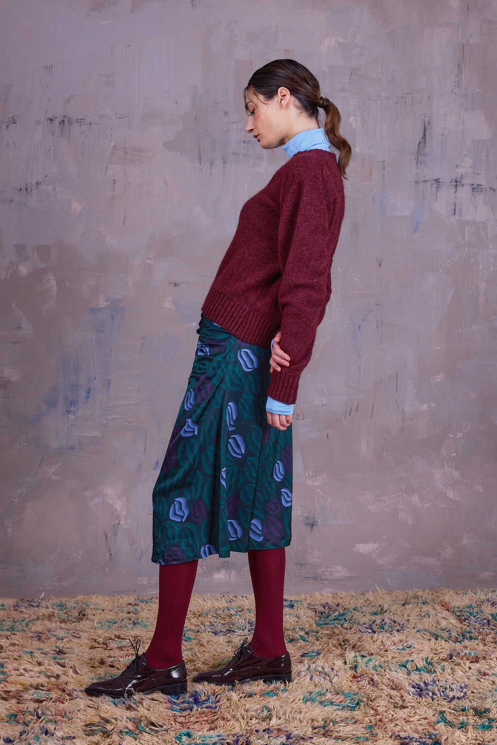 Greta rok in burgundy blue lips