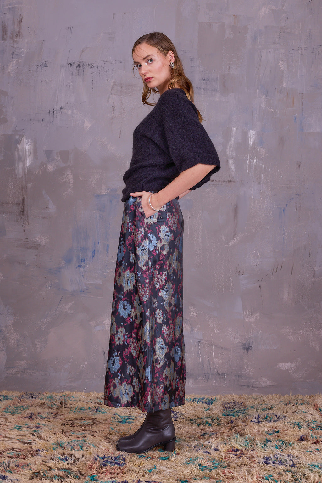 Emmanuel rok in pink blue jacquard