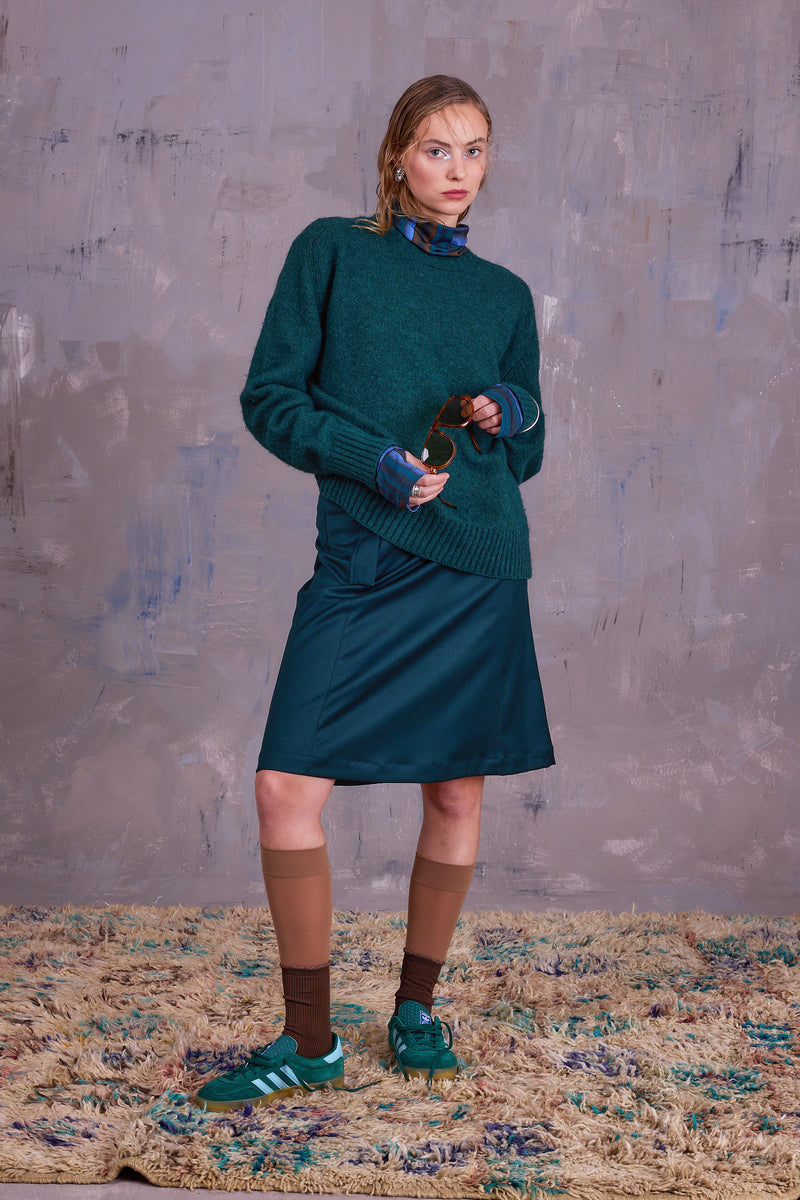 Eloise rok in pine