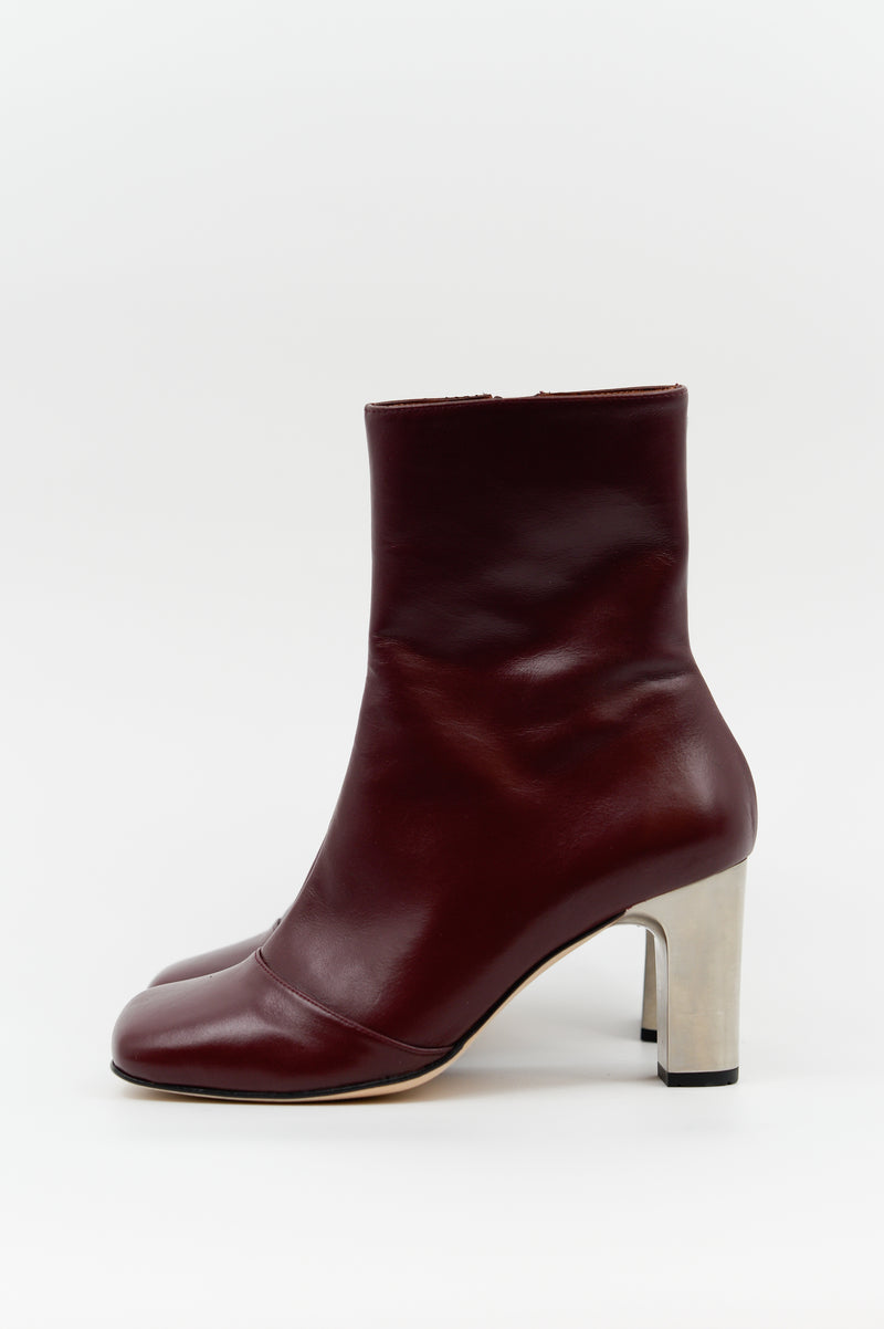 Eames Stiefel in Burgunderrot