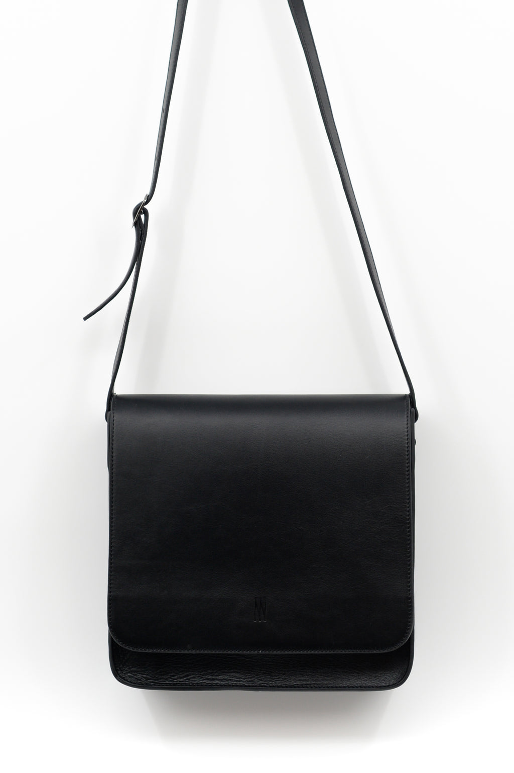 Medium crossbody handtas in zwart nappaleer