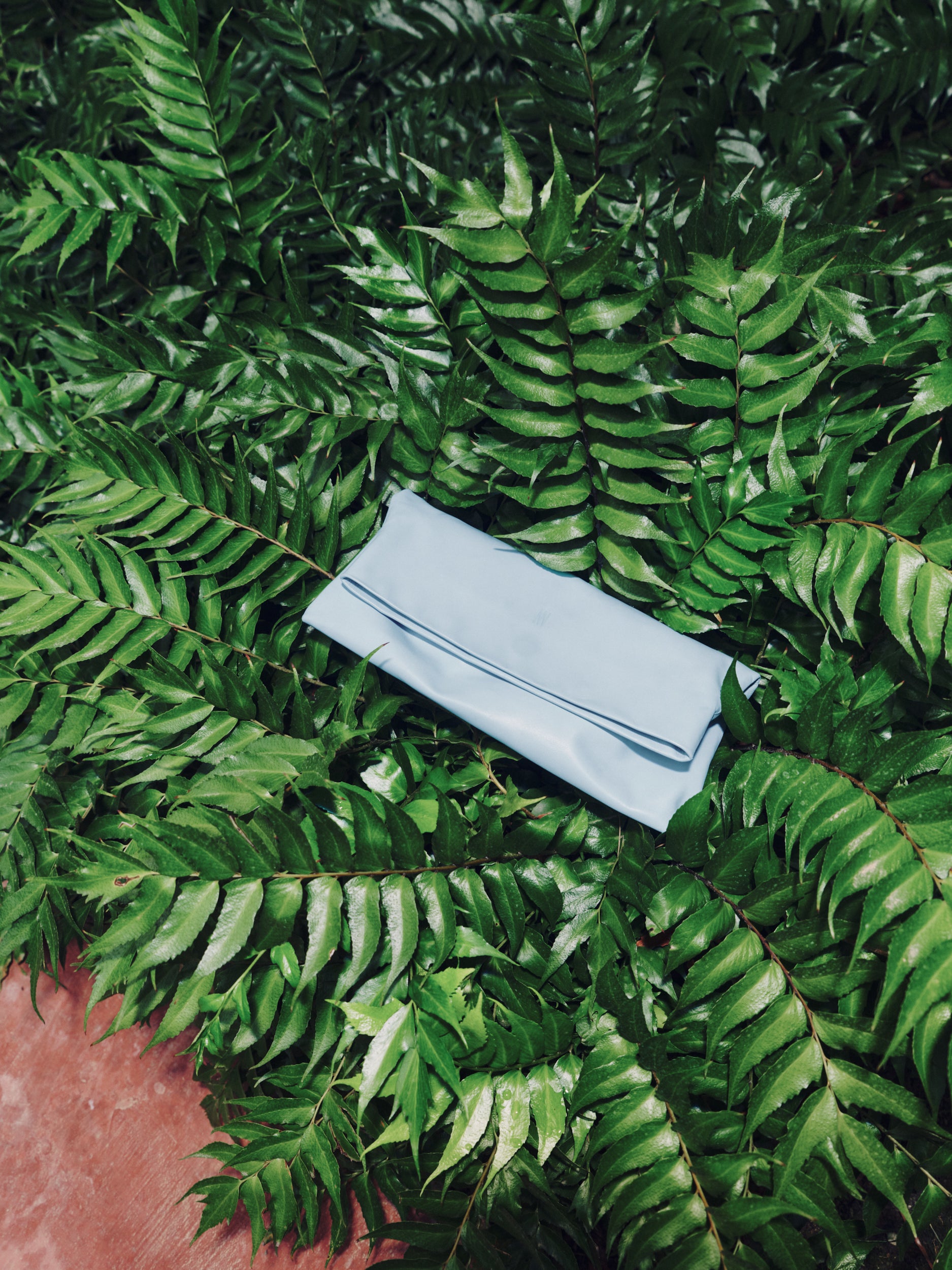 Pochette en bleu ciel