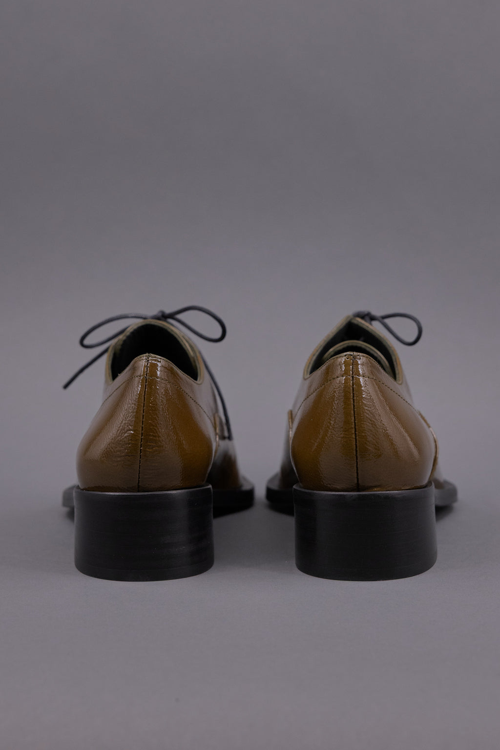Chaussure à lacets Goya