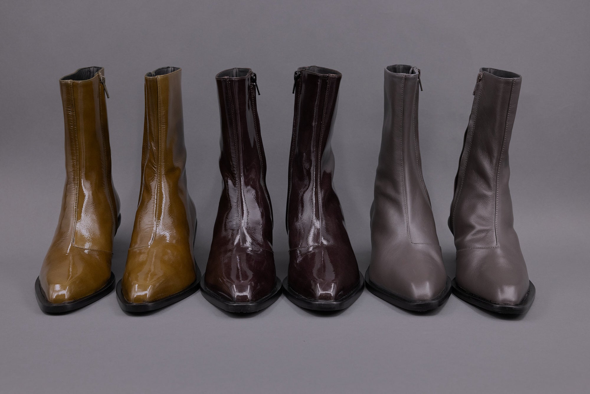 Gilda ankle boot in nappa charcoal