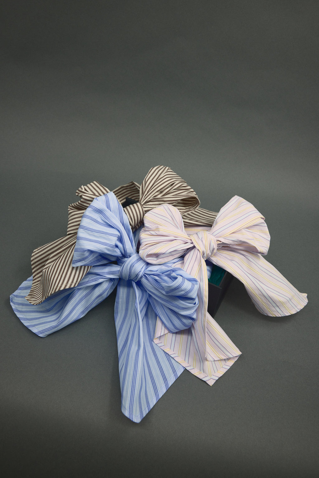 Olive strik in brown ecru vintage cotton stripes