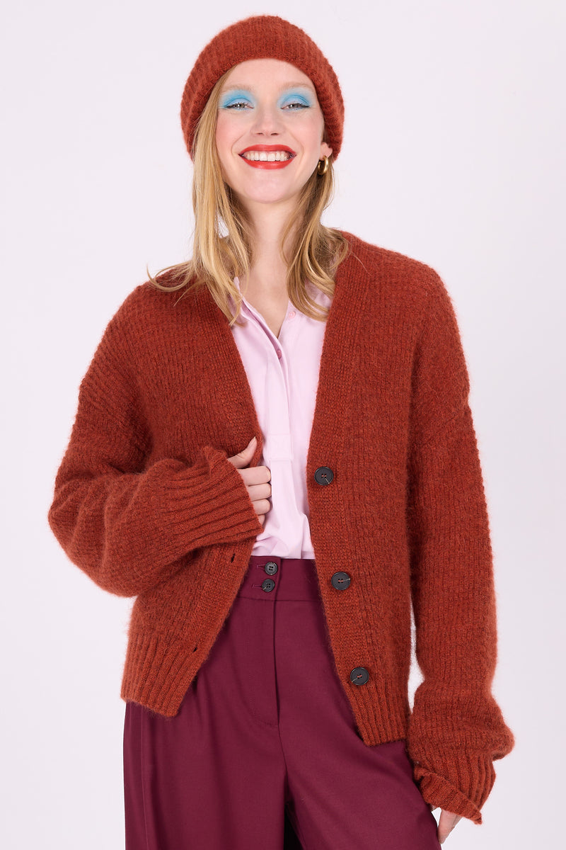 Cardigan en alpaga couleur rouille d'Amsterdam