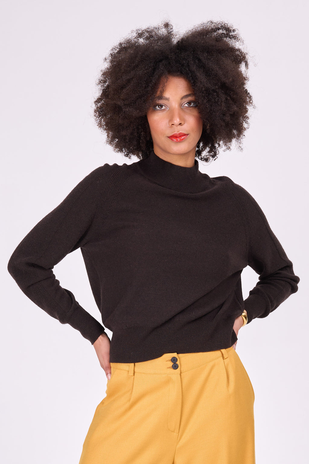 Dunkelbrauner Pullover „Minsk“