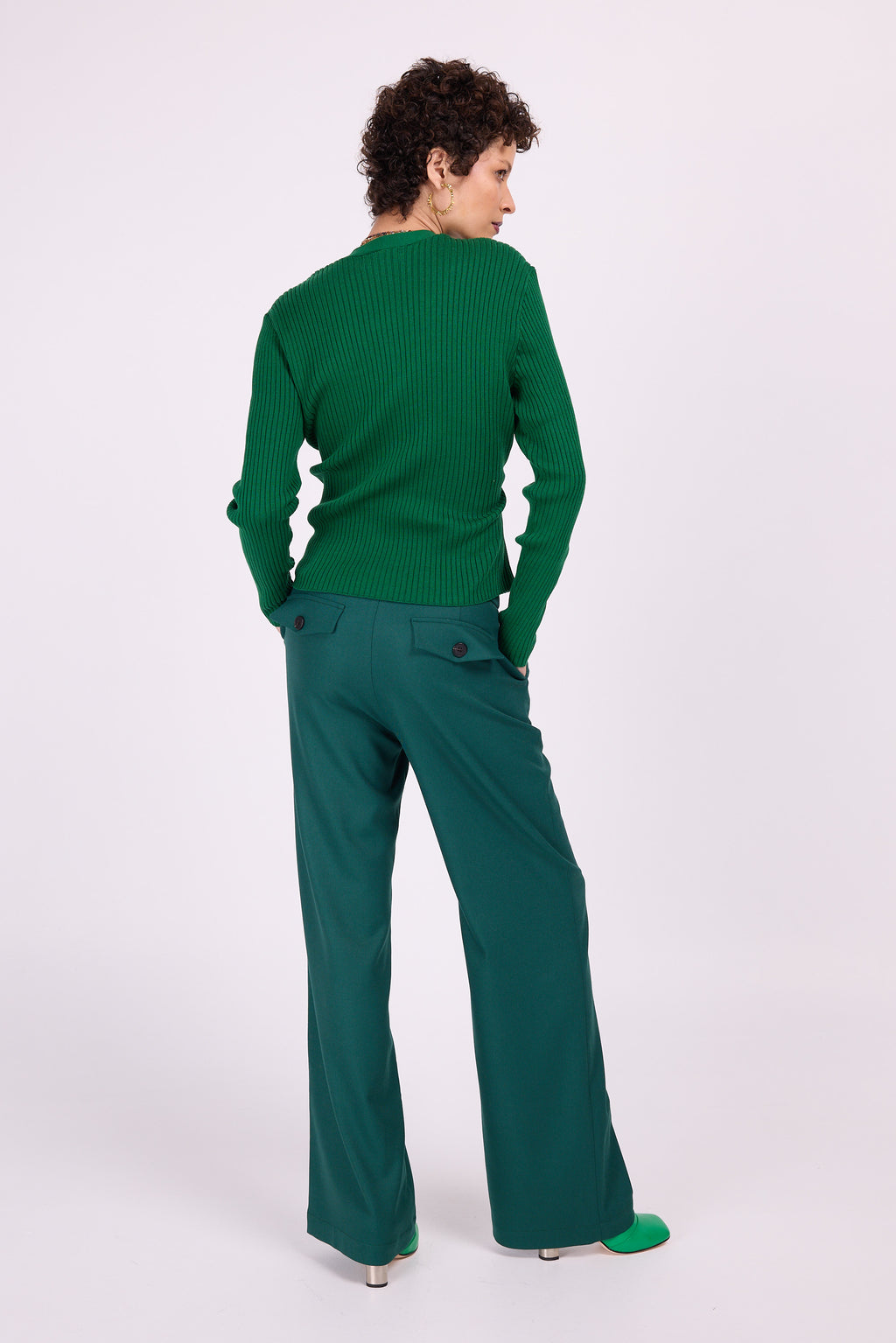 Grüner Wickelpullover Svinica