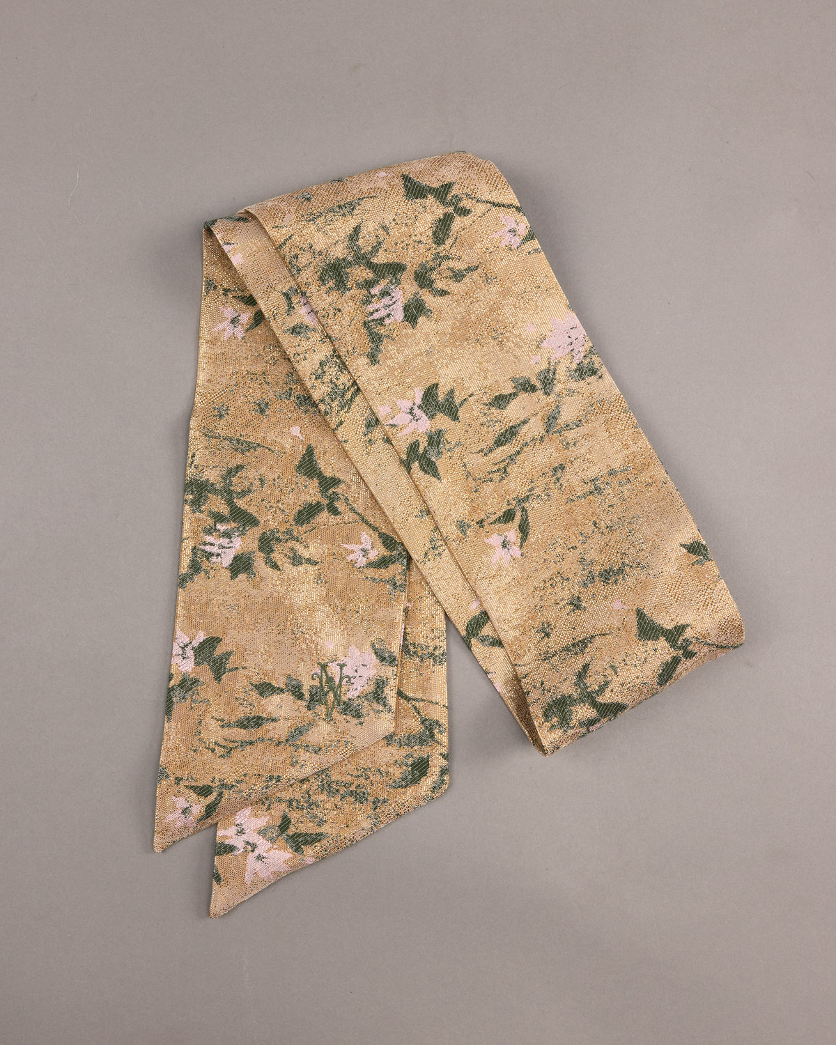 Girsa sjaaltje in gold floral jacquard