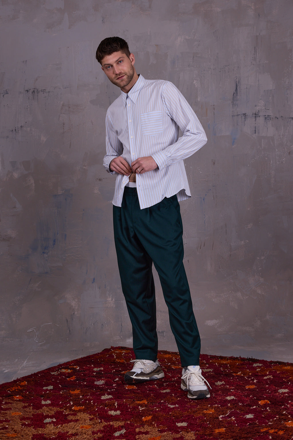 Godfried shirt in blue brown vintage cotton stripes