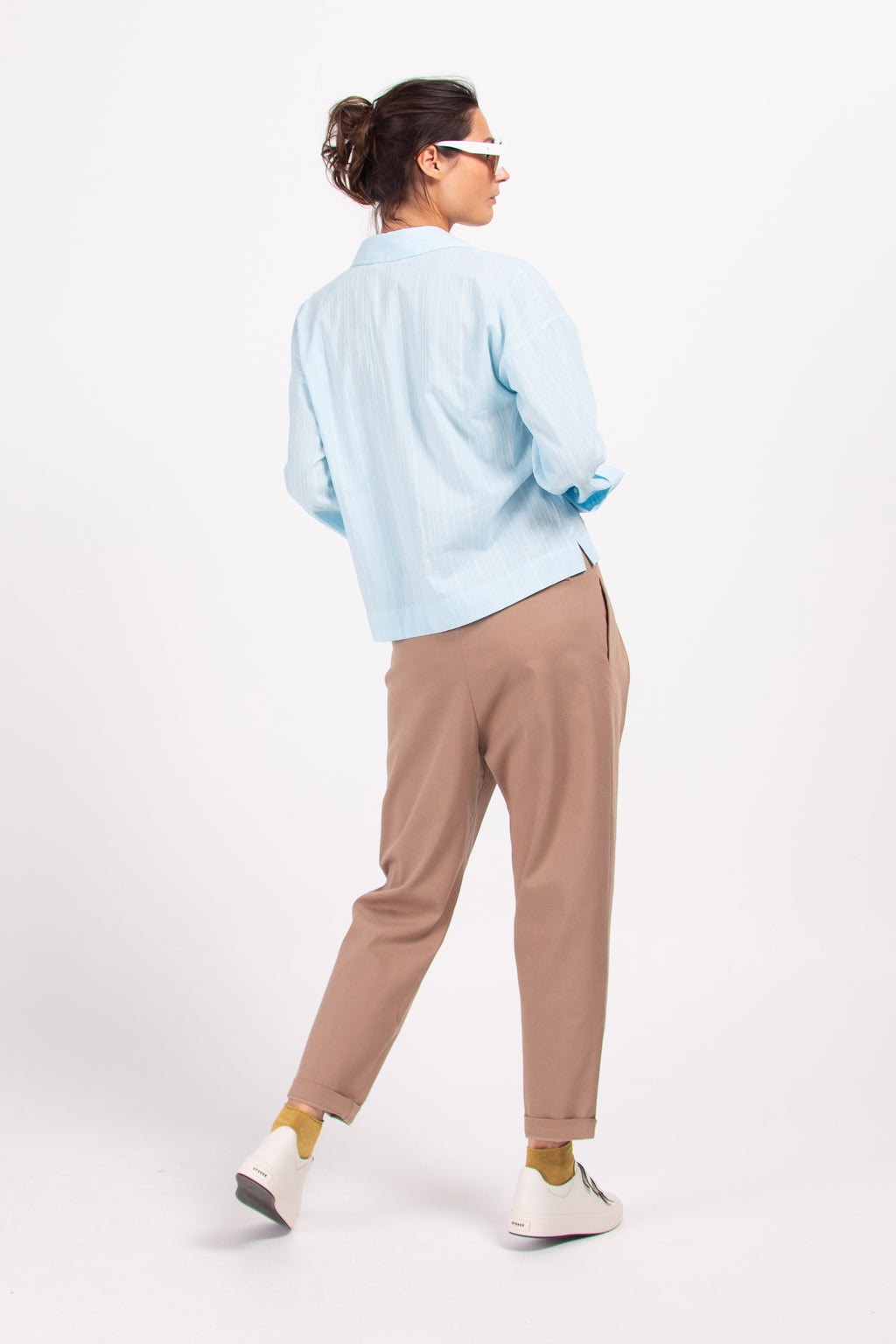 Bluse Daan aus hellblauer französischer Baumwolle
