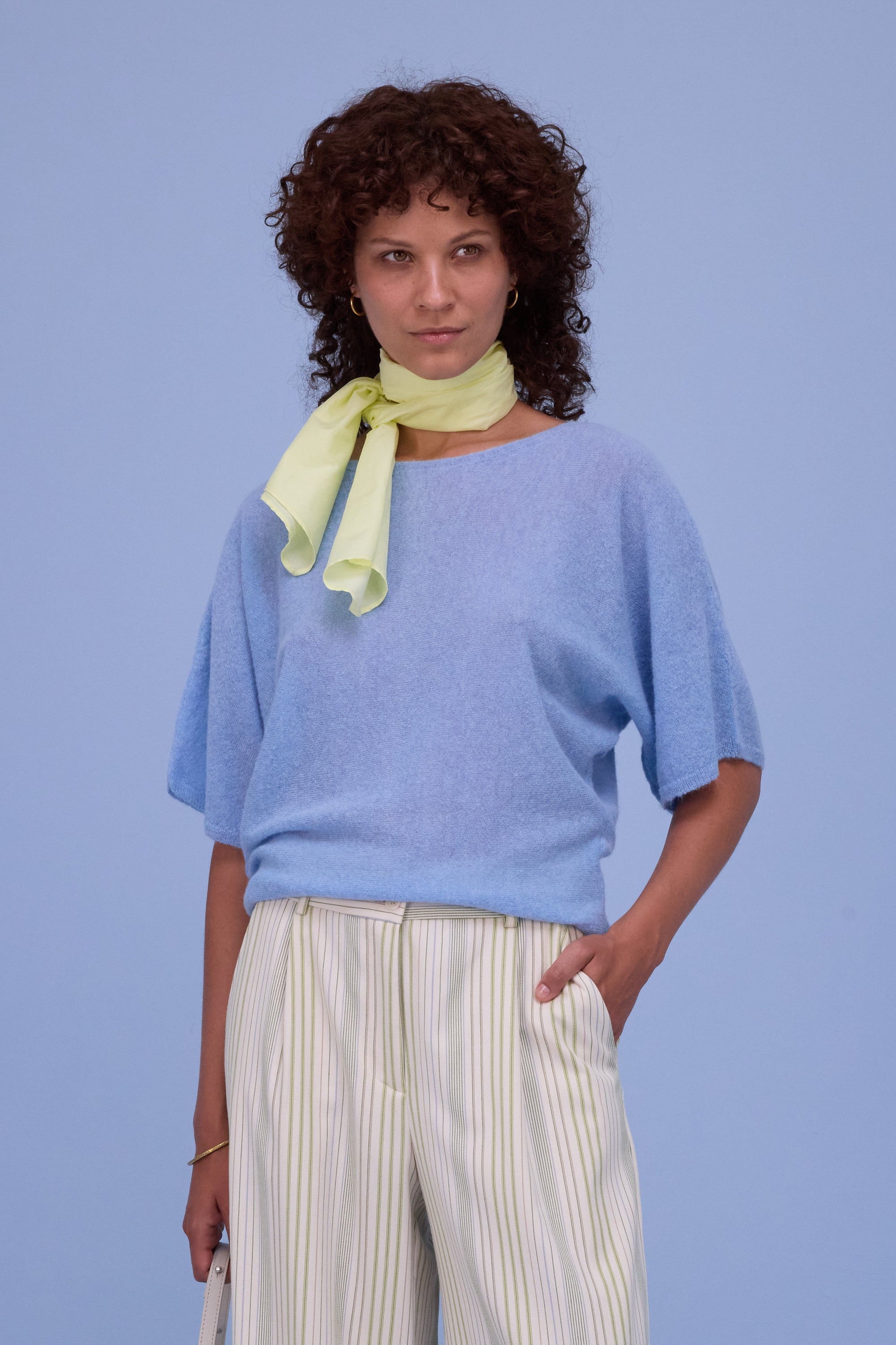 Hee sjaaltje in tender yellow