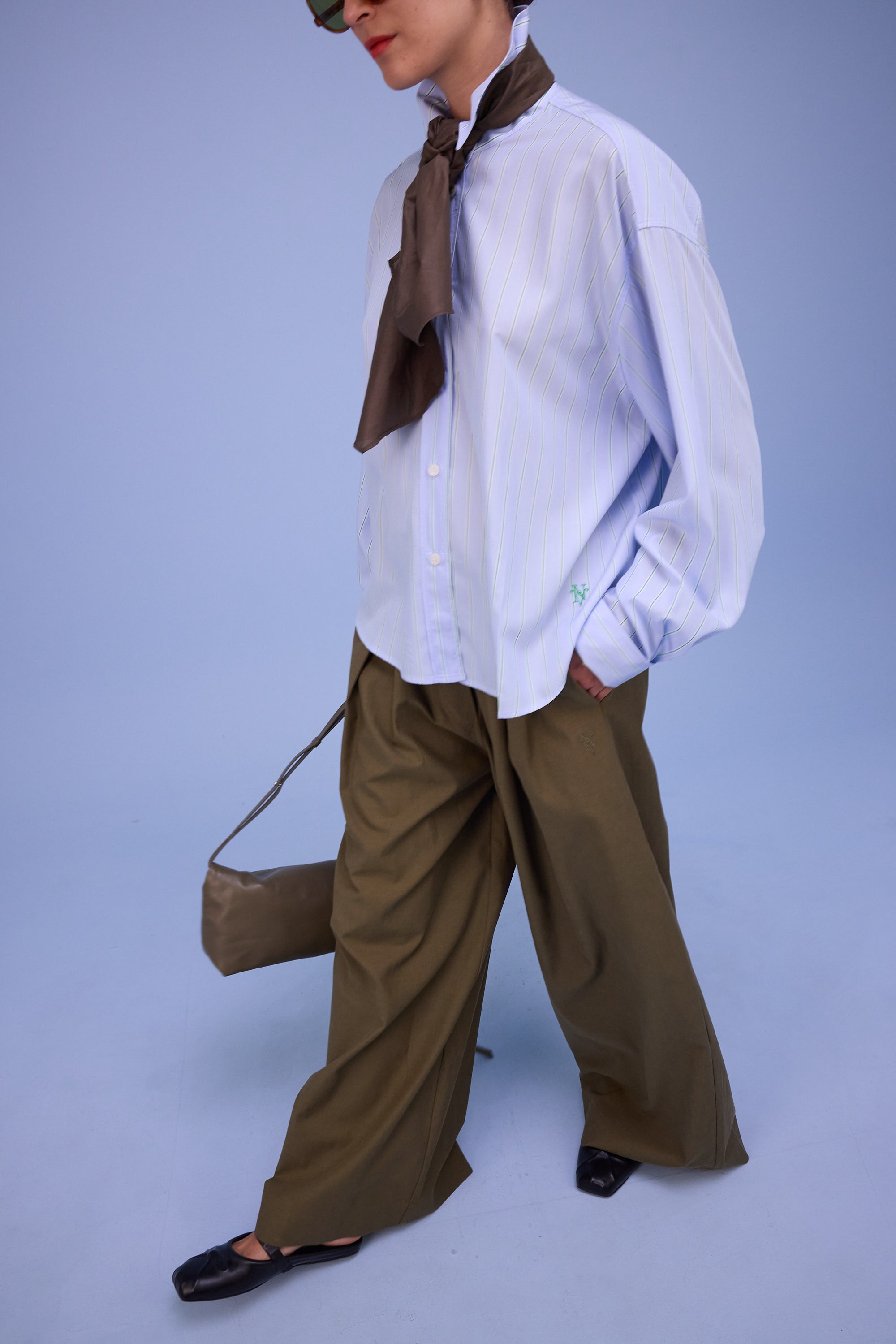 Hee sjaaltje in dark khaki