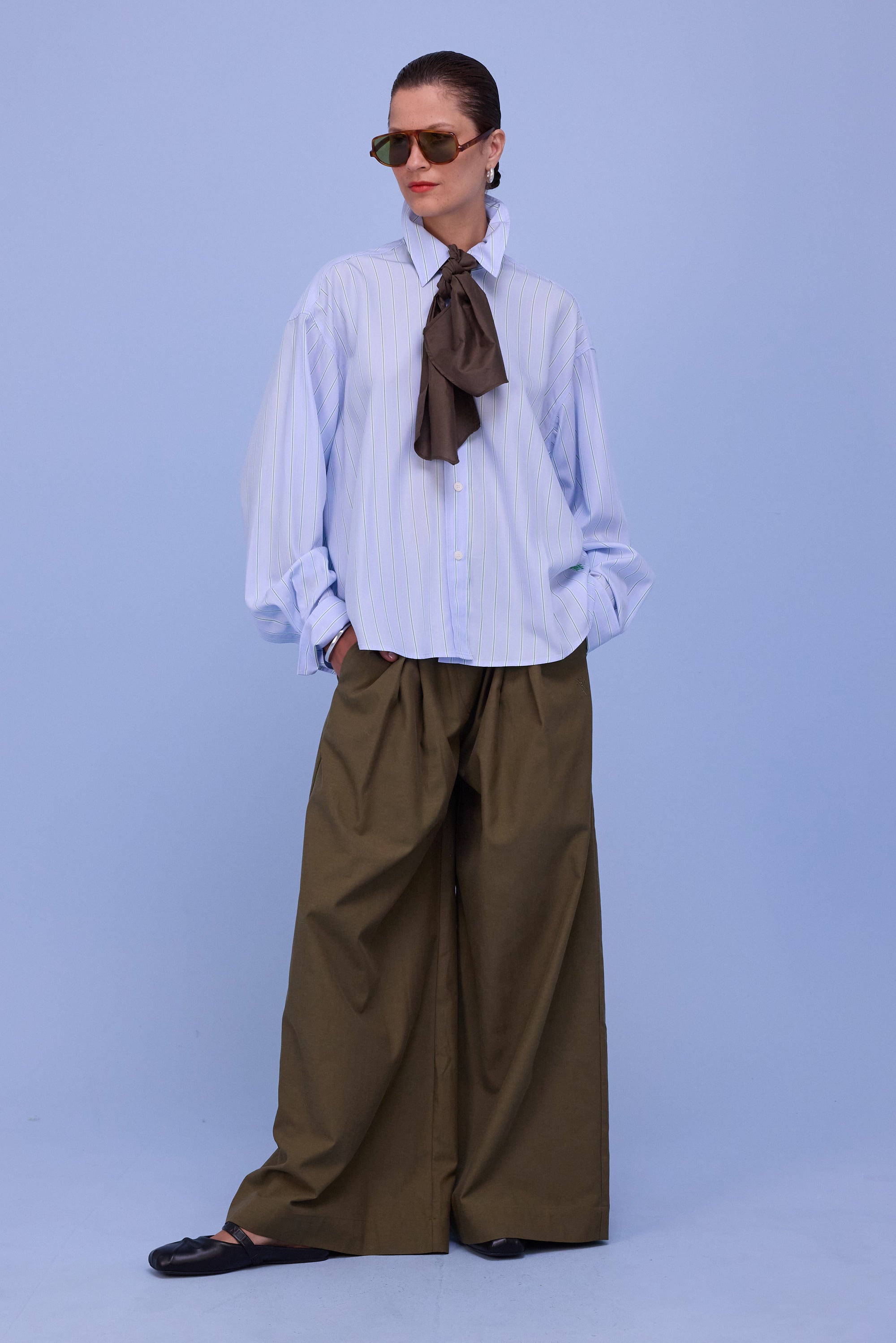 Hee sjaaltje in dark khaki