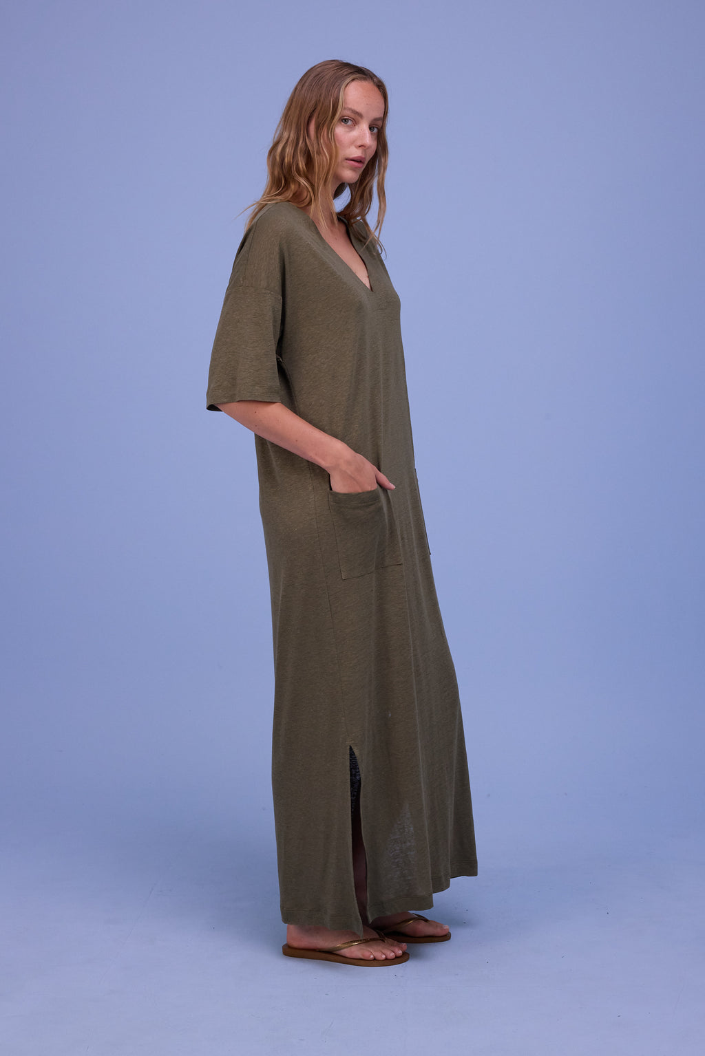 Funic dress in dark olive