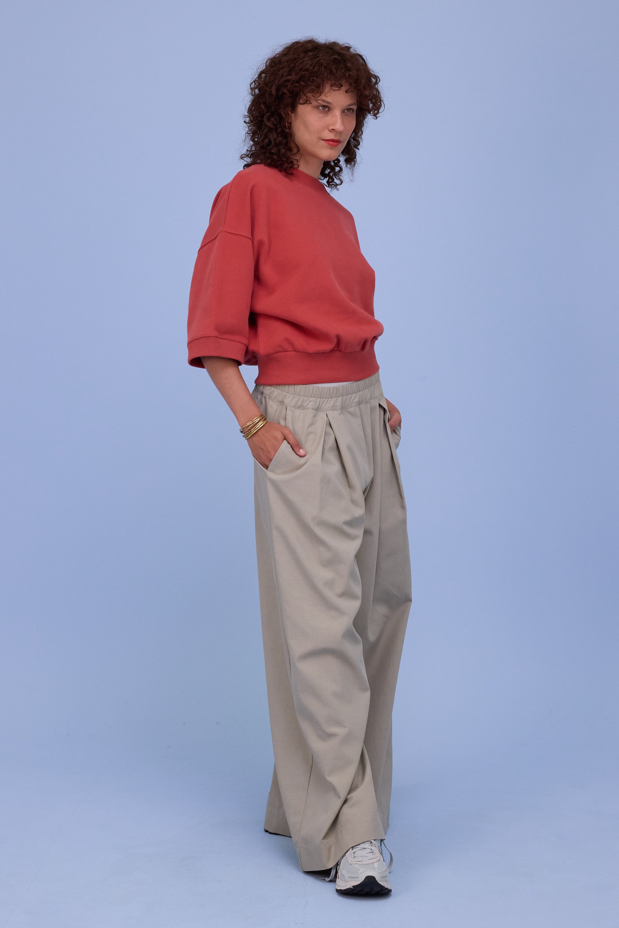 Hibiscus sweater in bossa nova