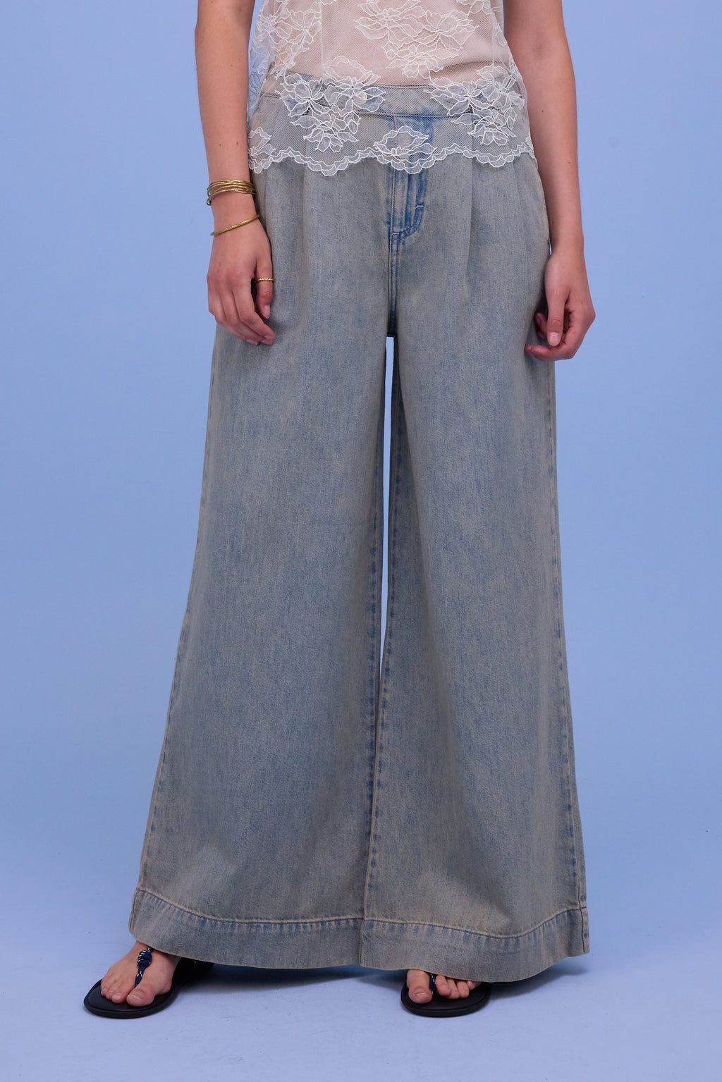 Horijn trousers in sand denim