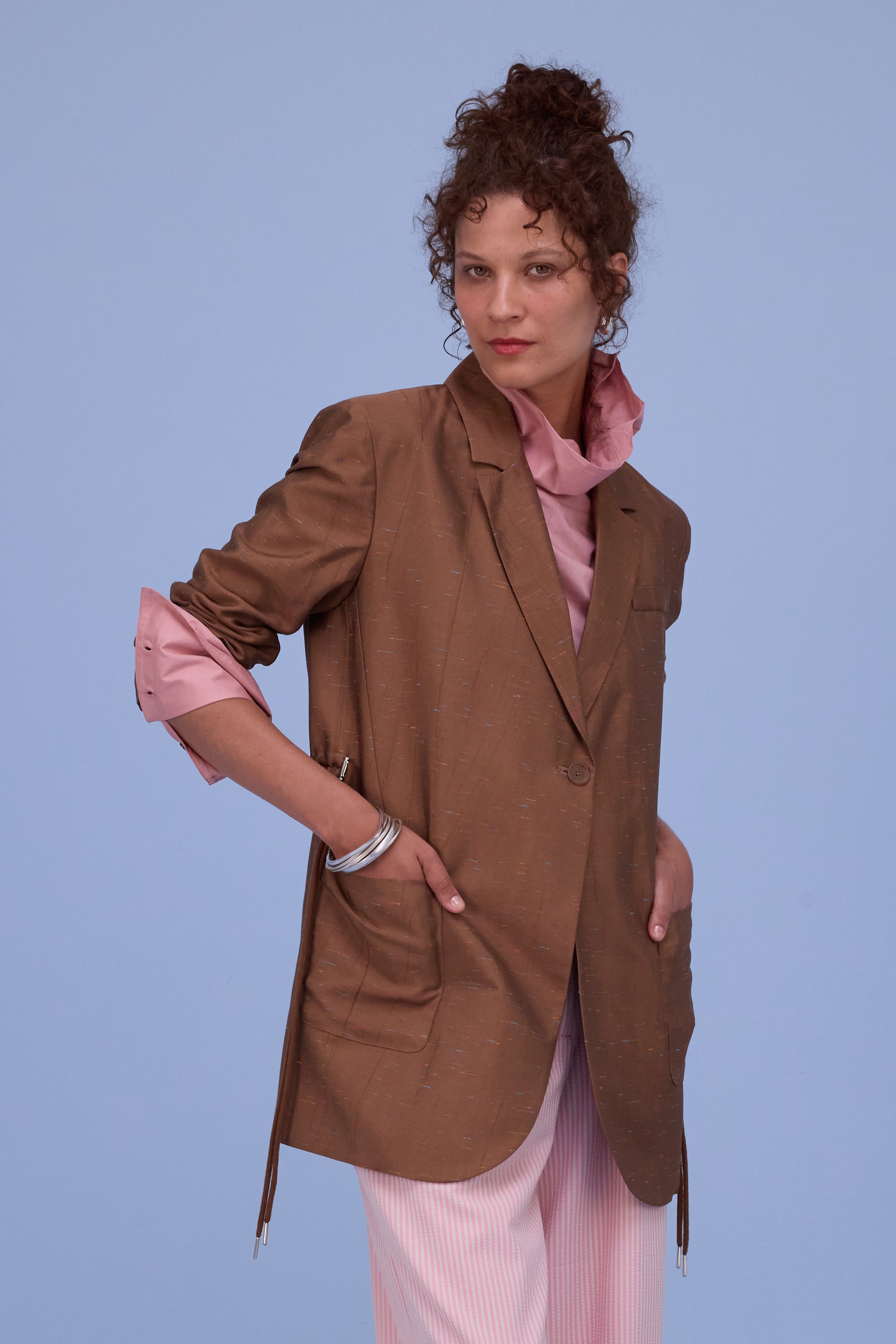 Harmon blazer in biscuit santoso