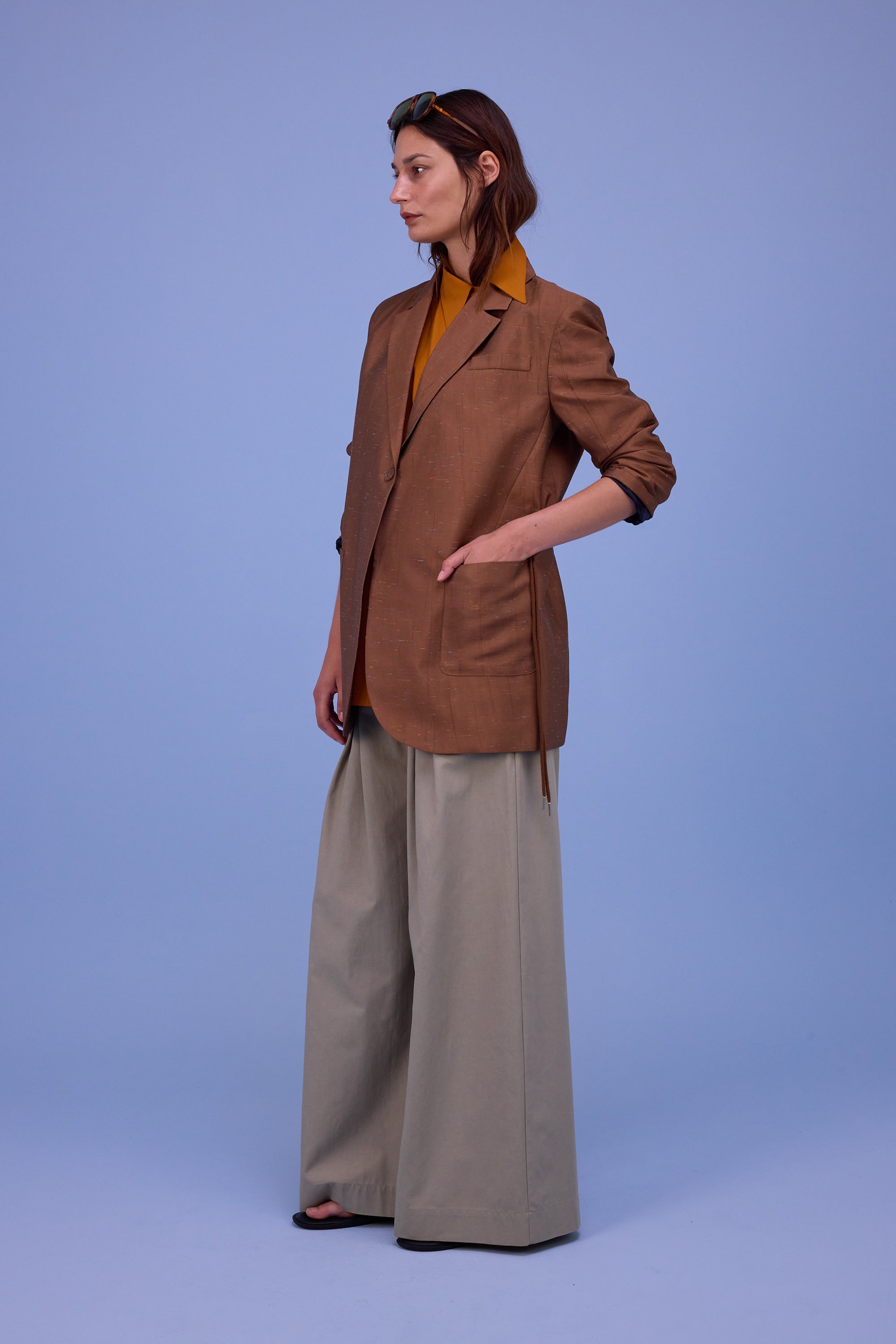 Harmon blazer in biscuit santoso