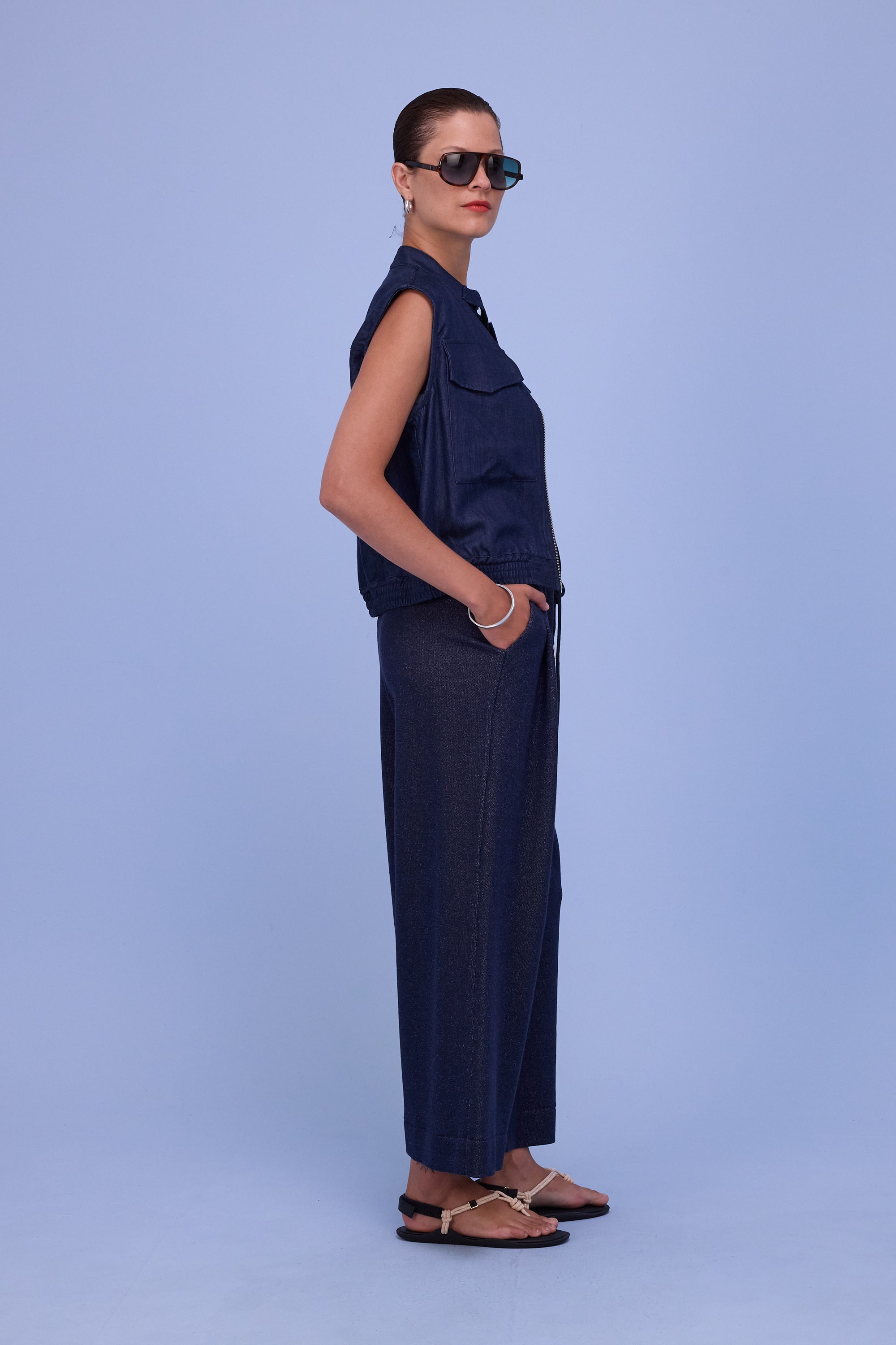 NVS26J04-H3000-532-WI.jpg