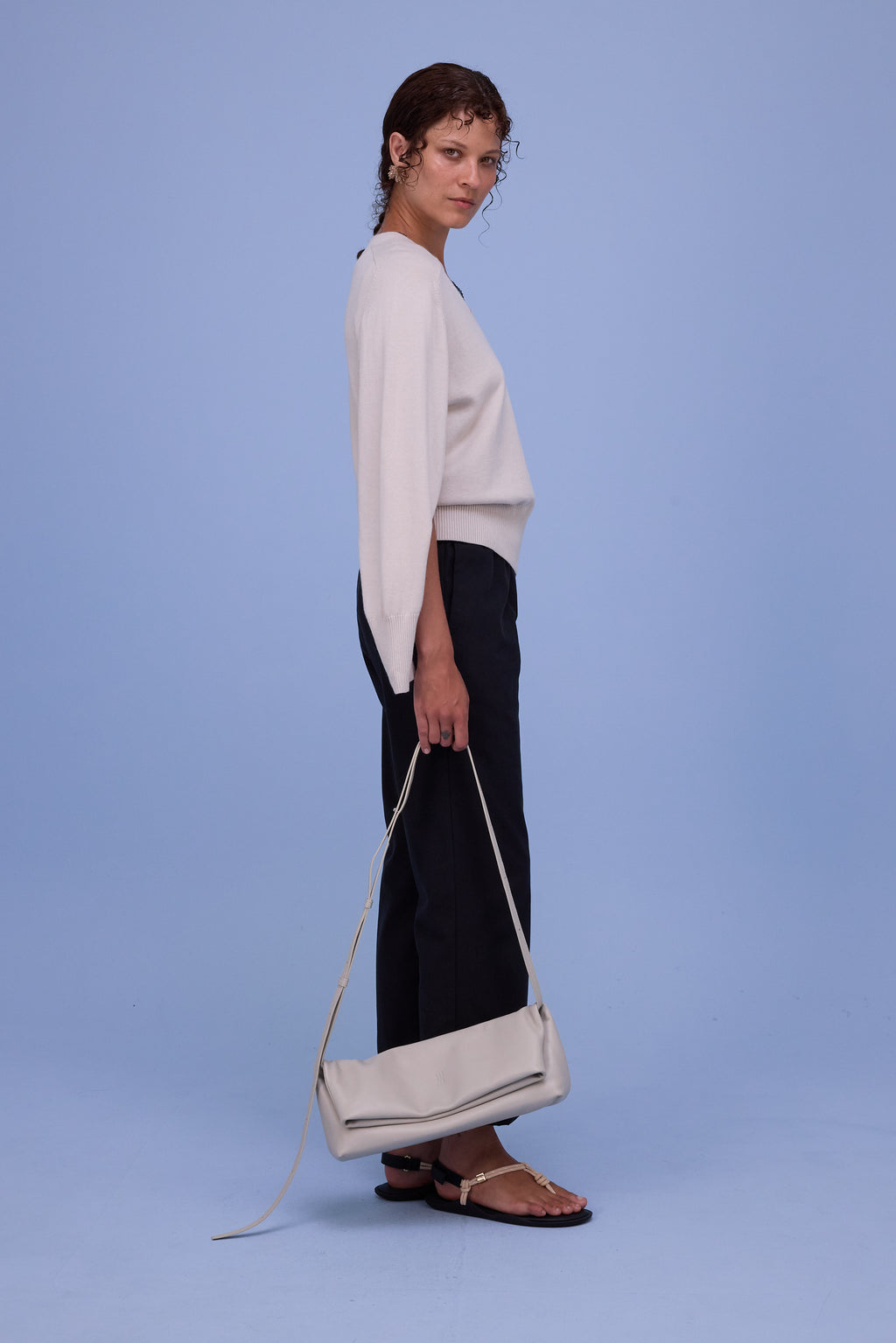 Hobart knitted sweater in almond