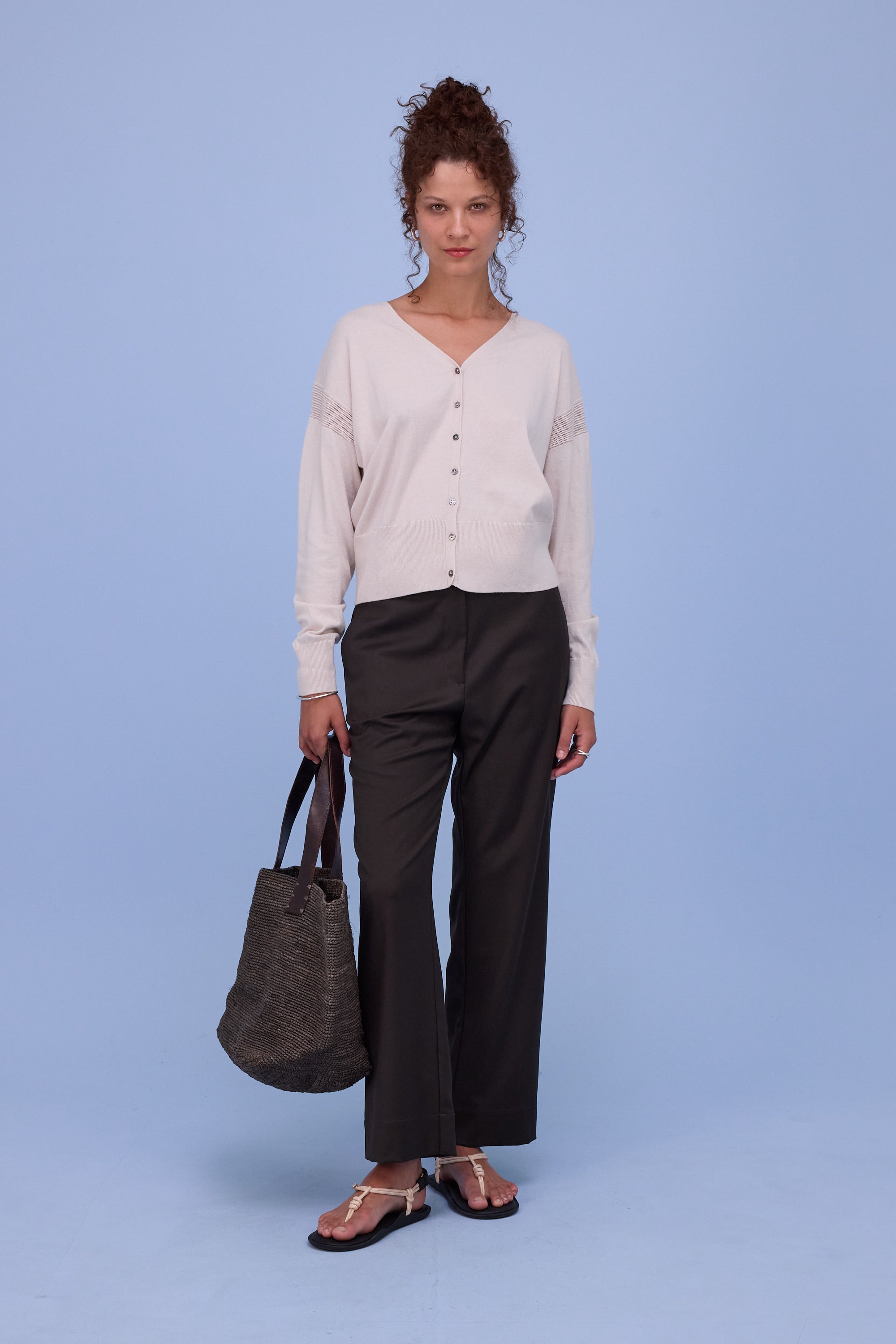 Halden cardigan in almond