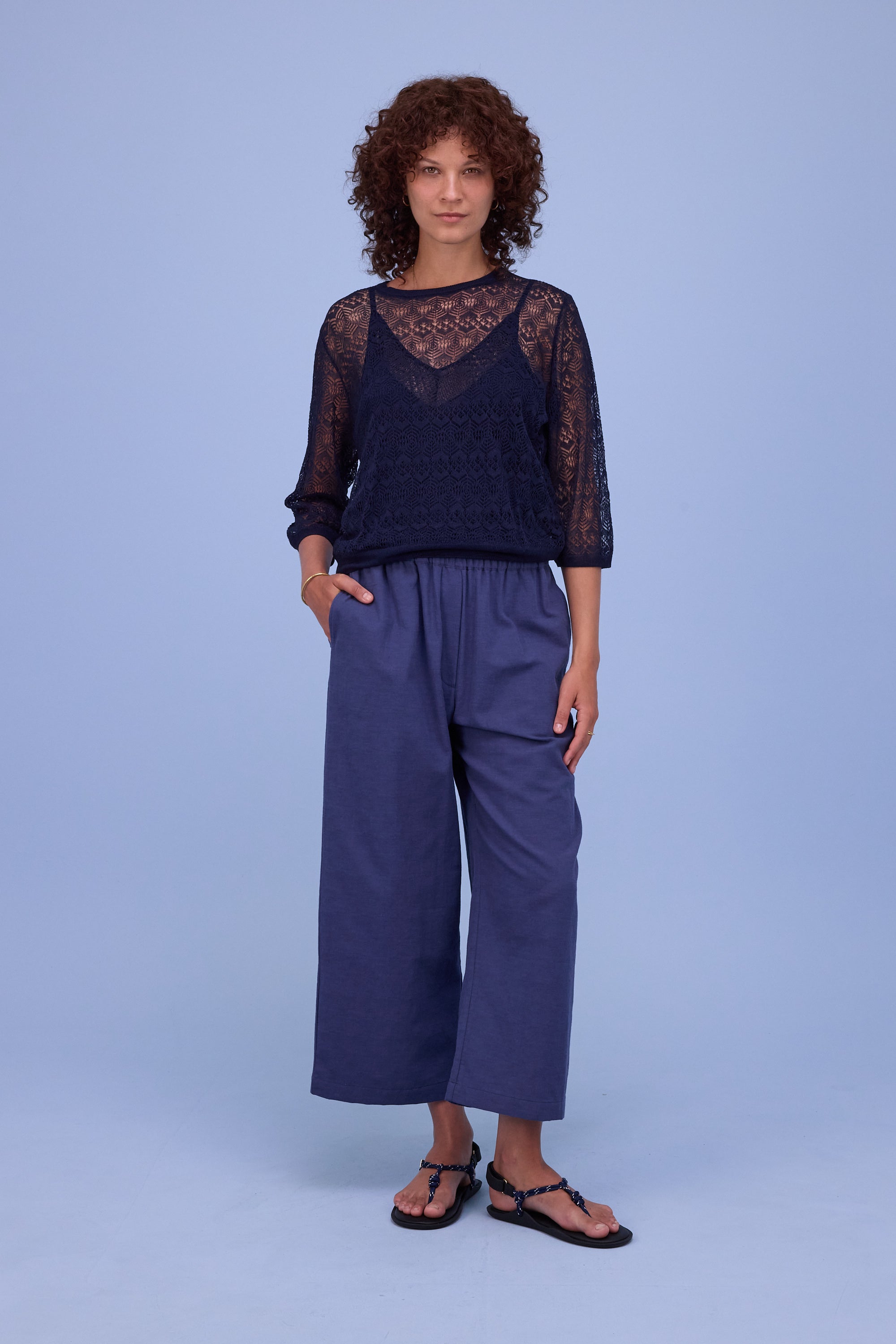 Honolulu top in dark navy