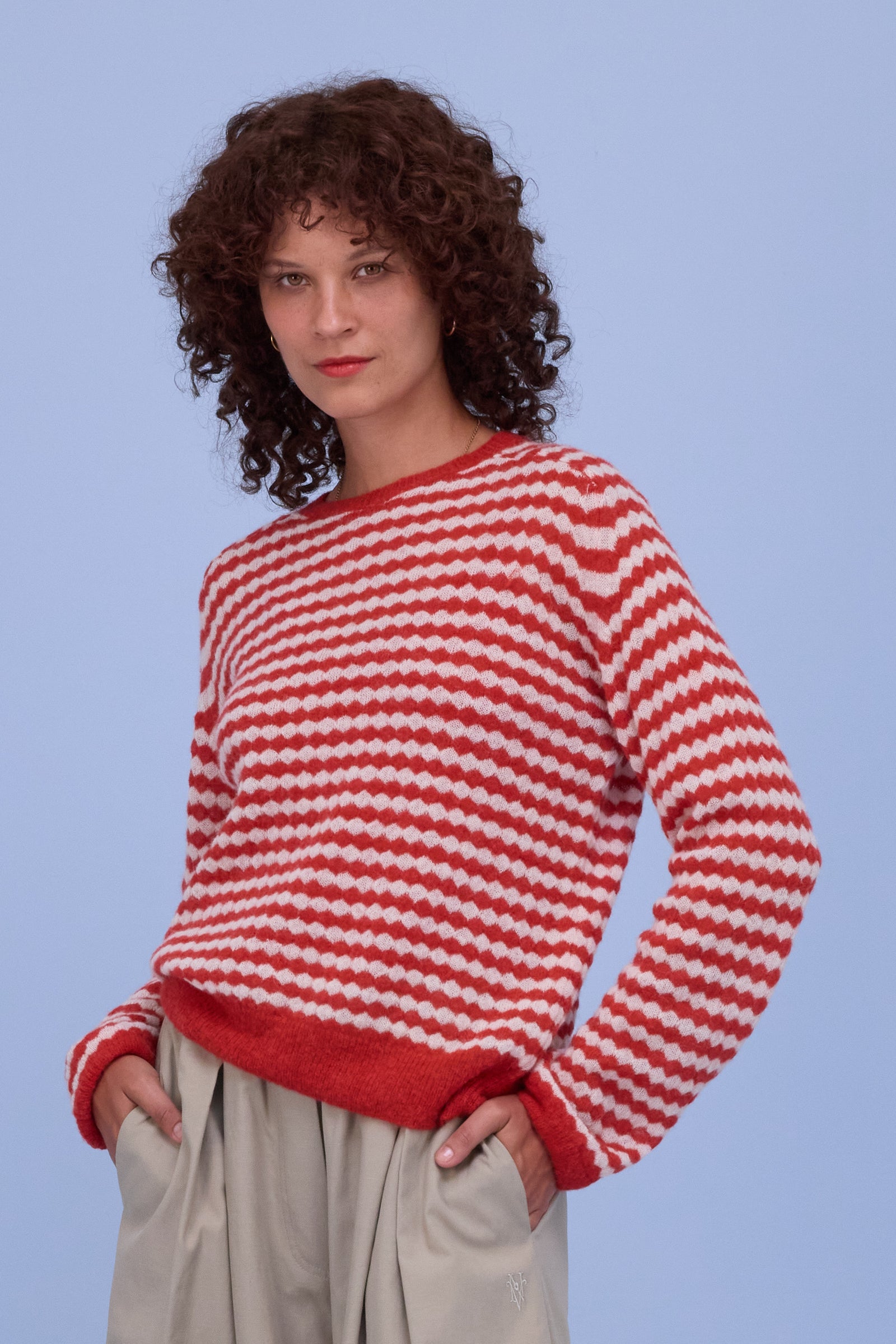 Horta knitted sweater in poppy red/ecru