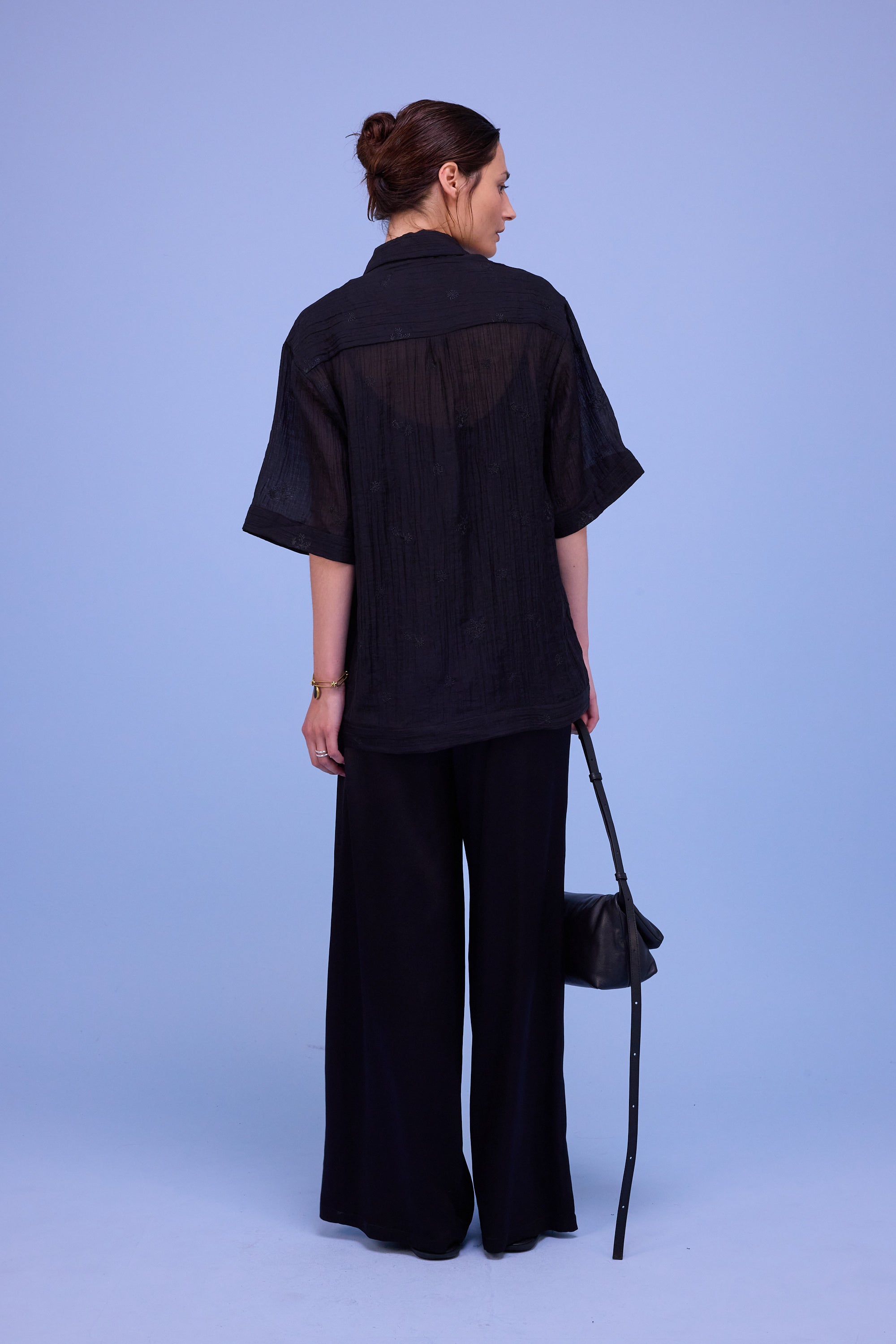 Hensley shirt in black verbena