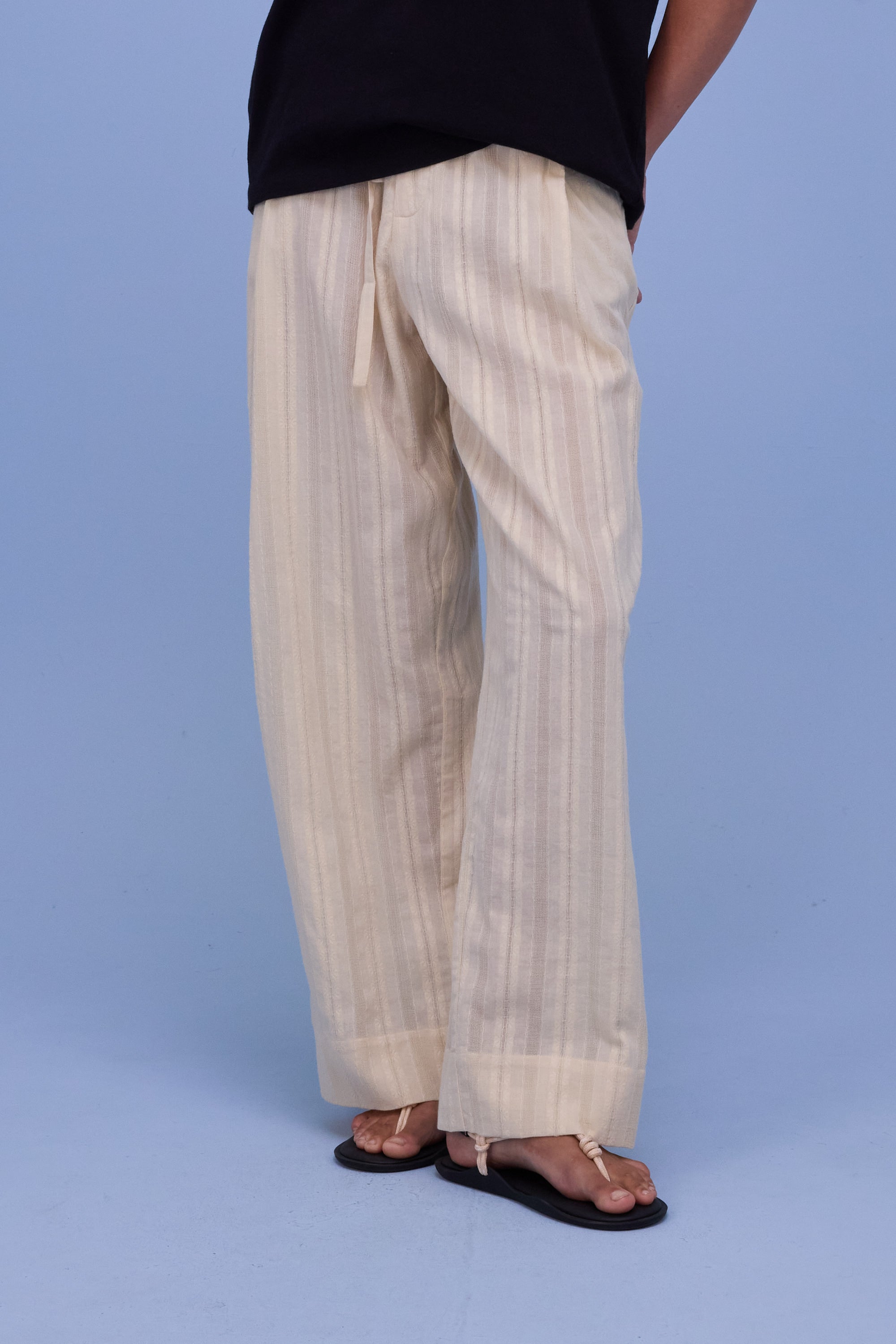 Haiko trousers in papyrus