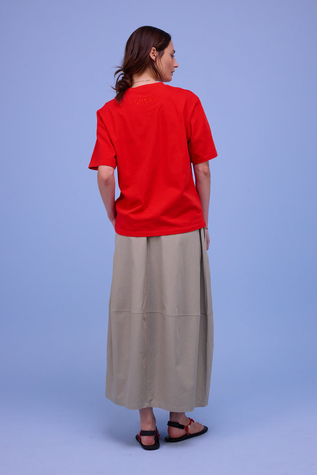 Héva rok in dust sage