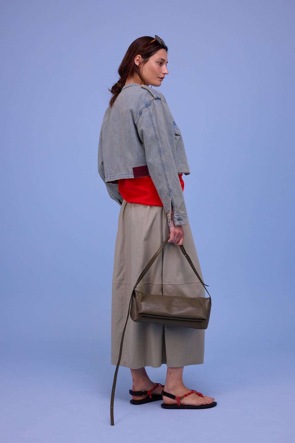 Héva rok in dust sage