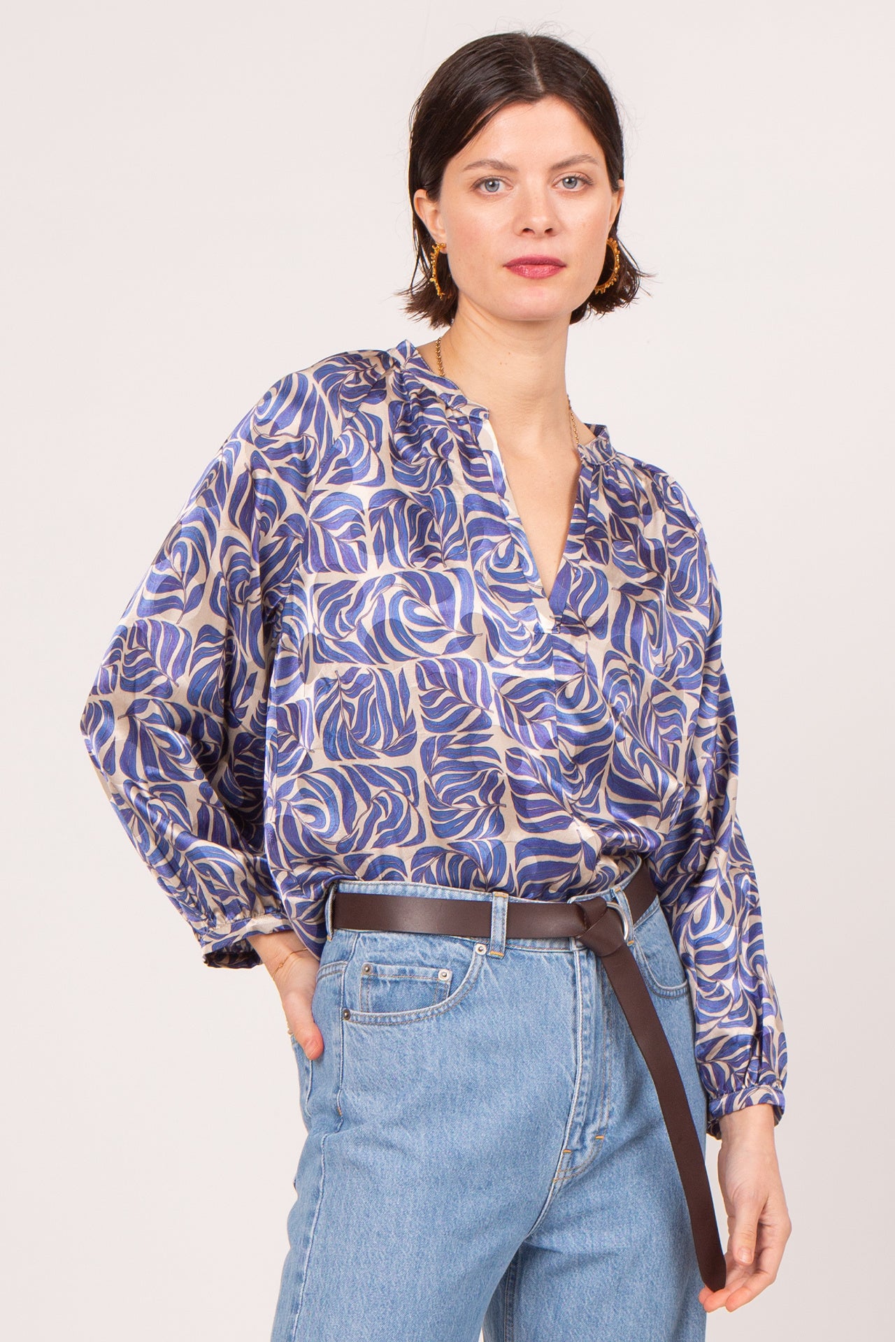 Ceinture en cuir à anneau en D en marron foncé